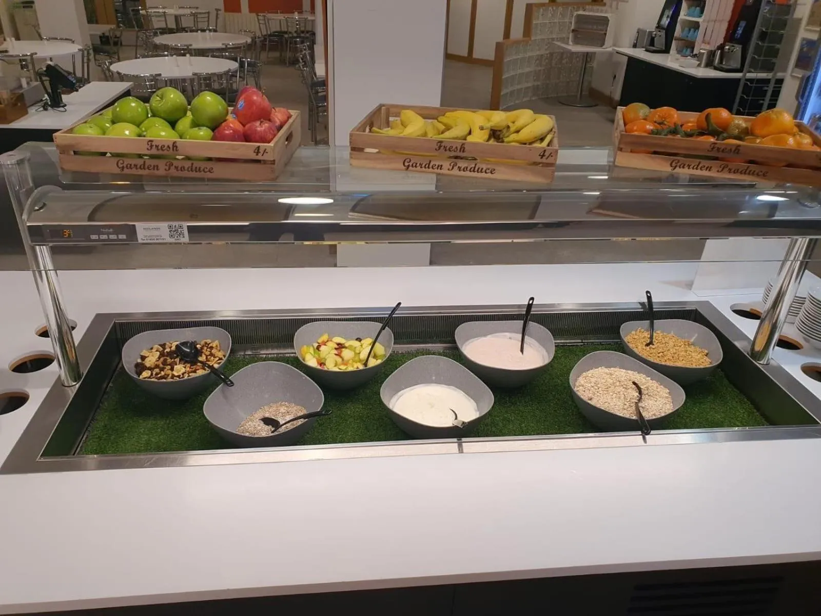 Buffet breakfast in Mitchell Hall