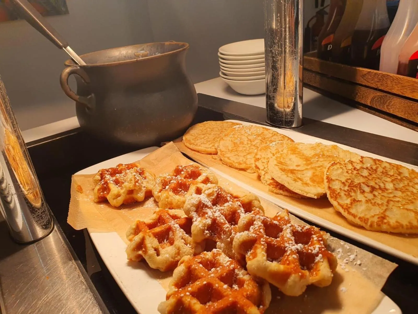 Buffet breakfast in Mitchell Hall
