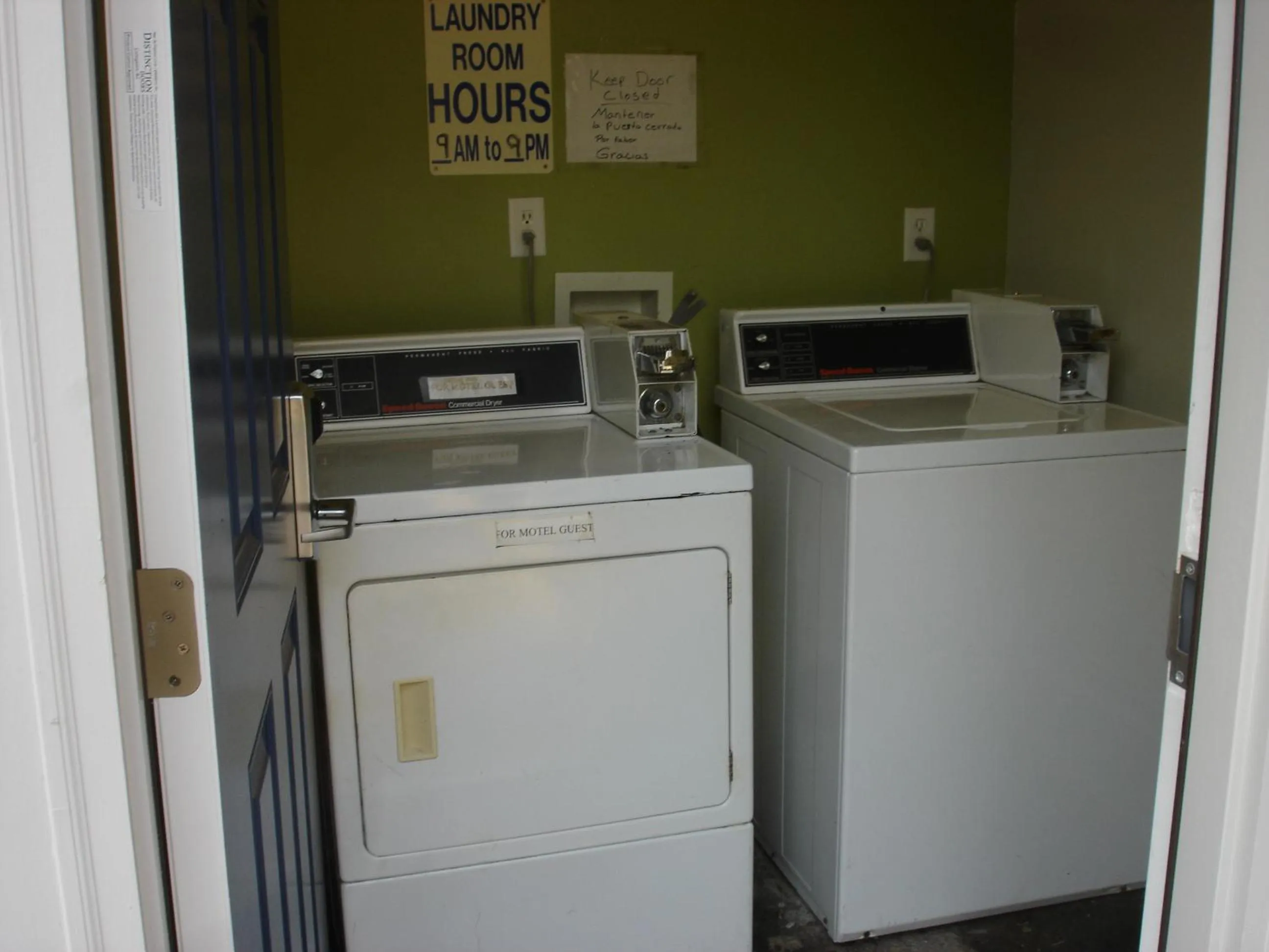 Value Inn Motel EUGENE AIRPORT