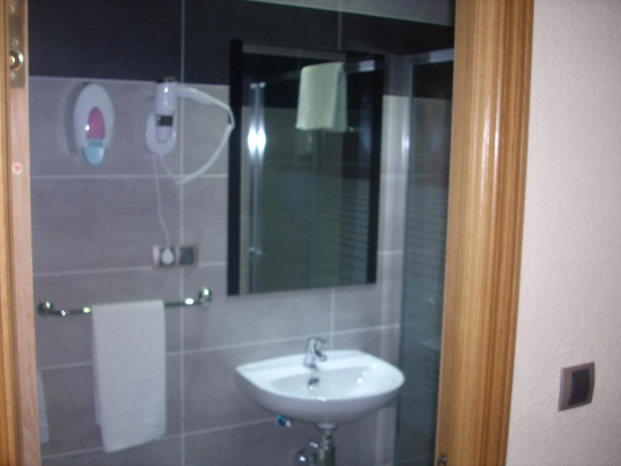 Bathroom in Hotel Corona de Castilla