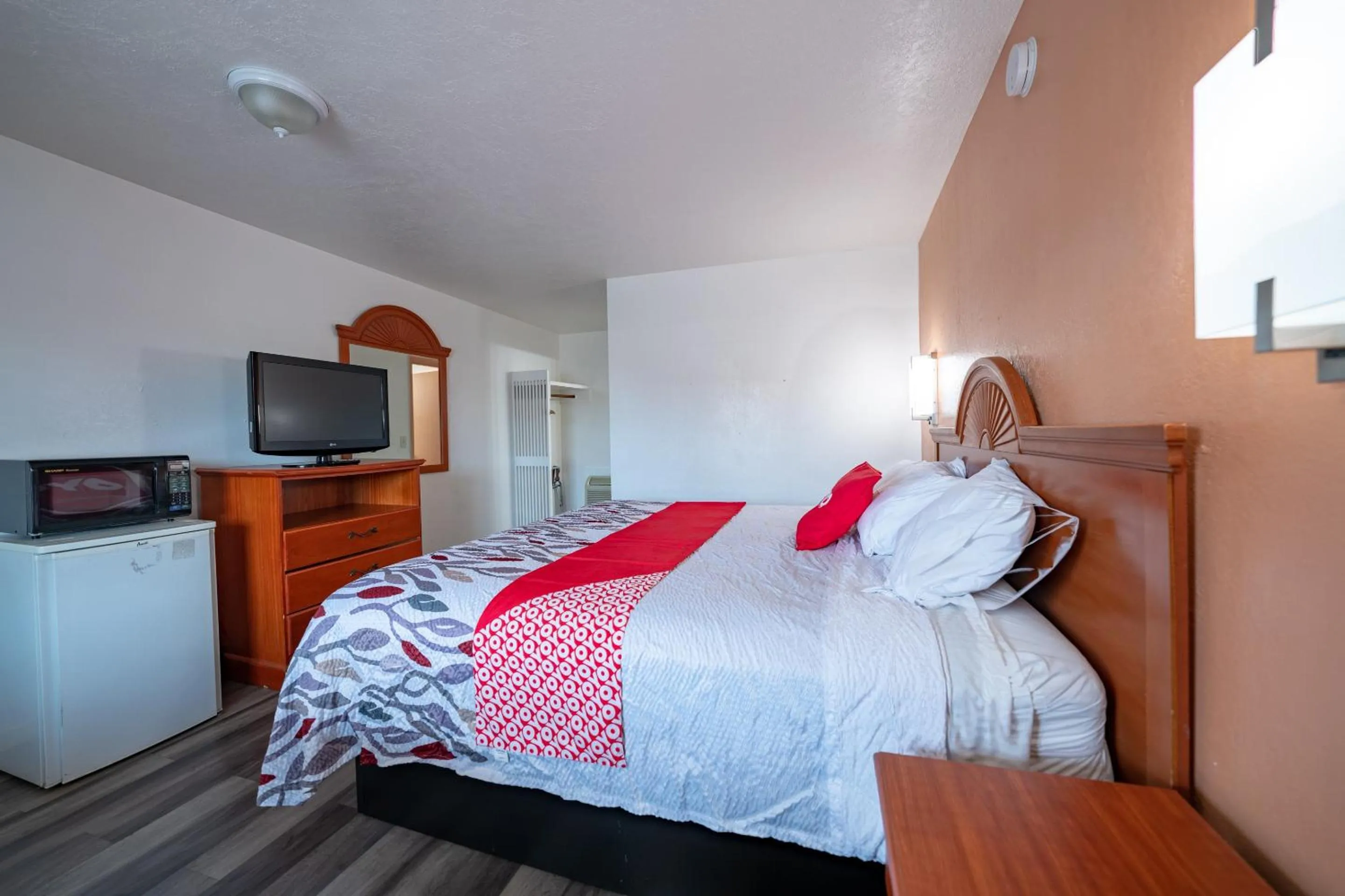 Bedroom, Bed in Budget Inn Madras by OYO