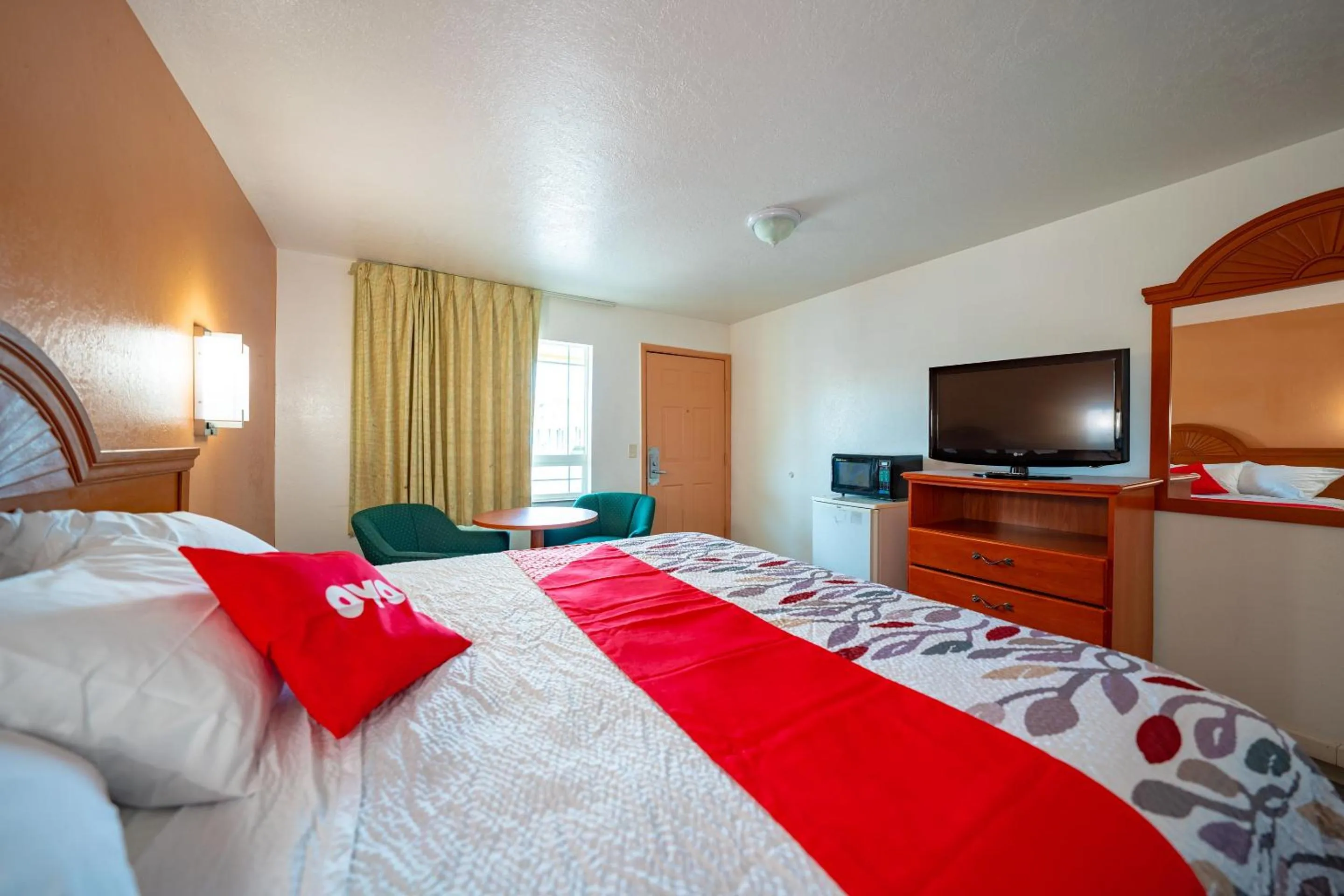 Bedroom, Bed in Budget Inn Madras by OYO