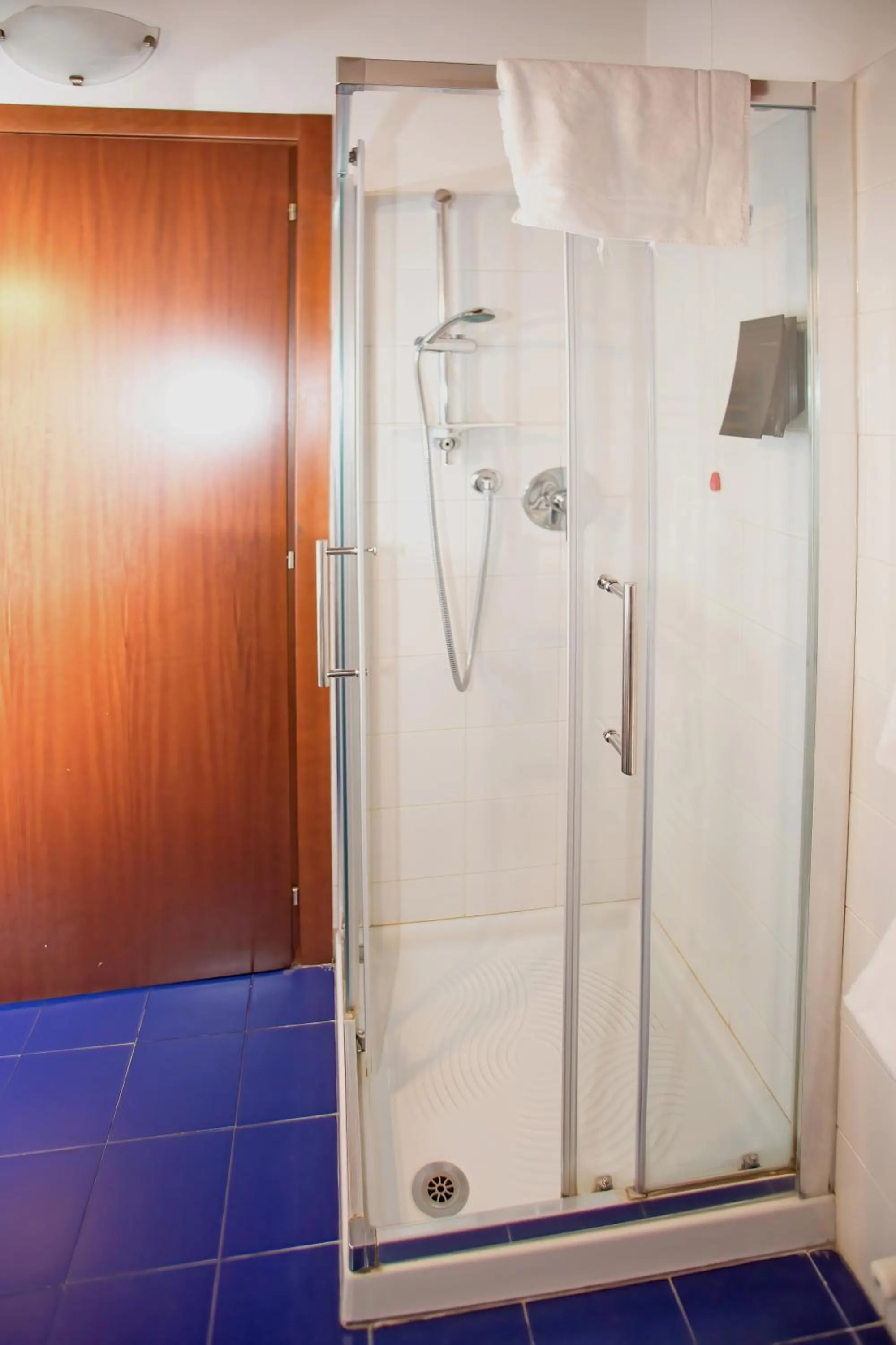 Shower in Veronetta House