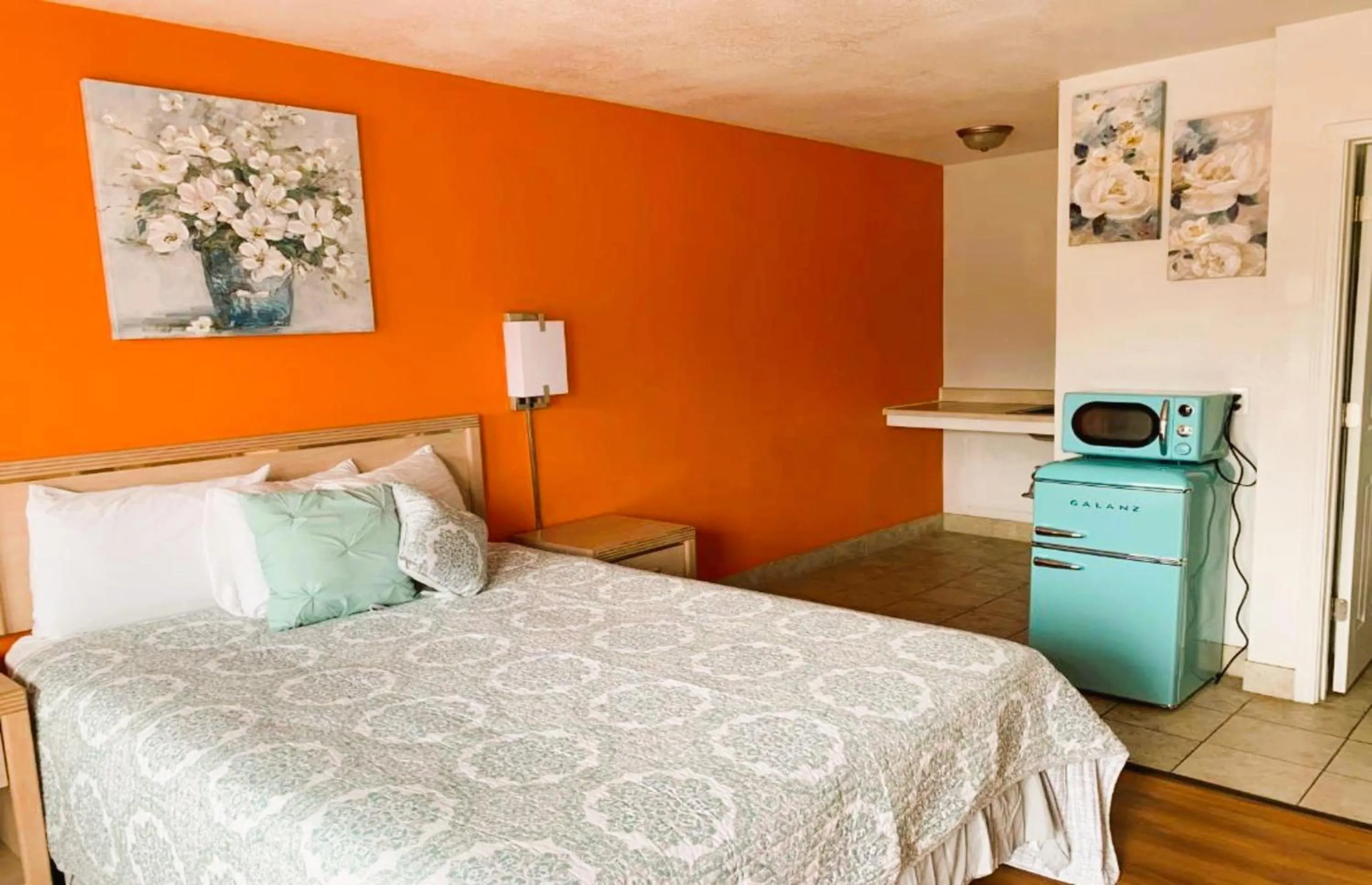 Bedroom, Bed in Royal Gateway Motel by OYO