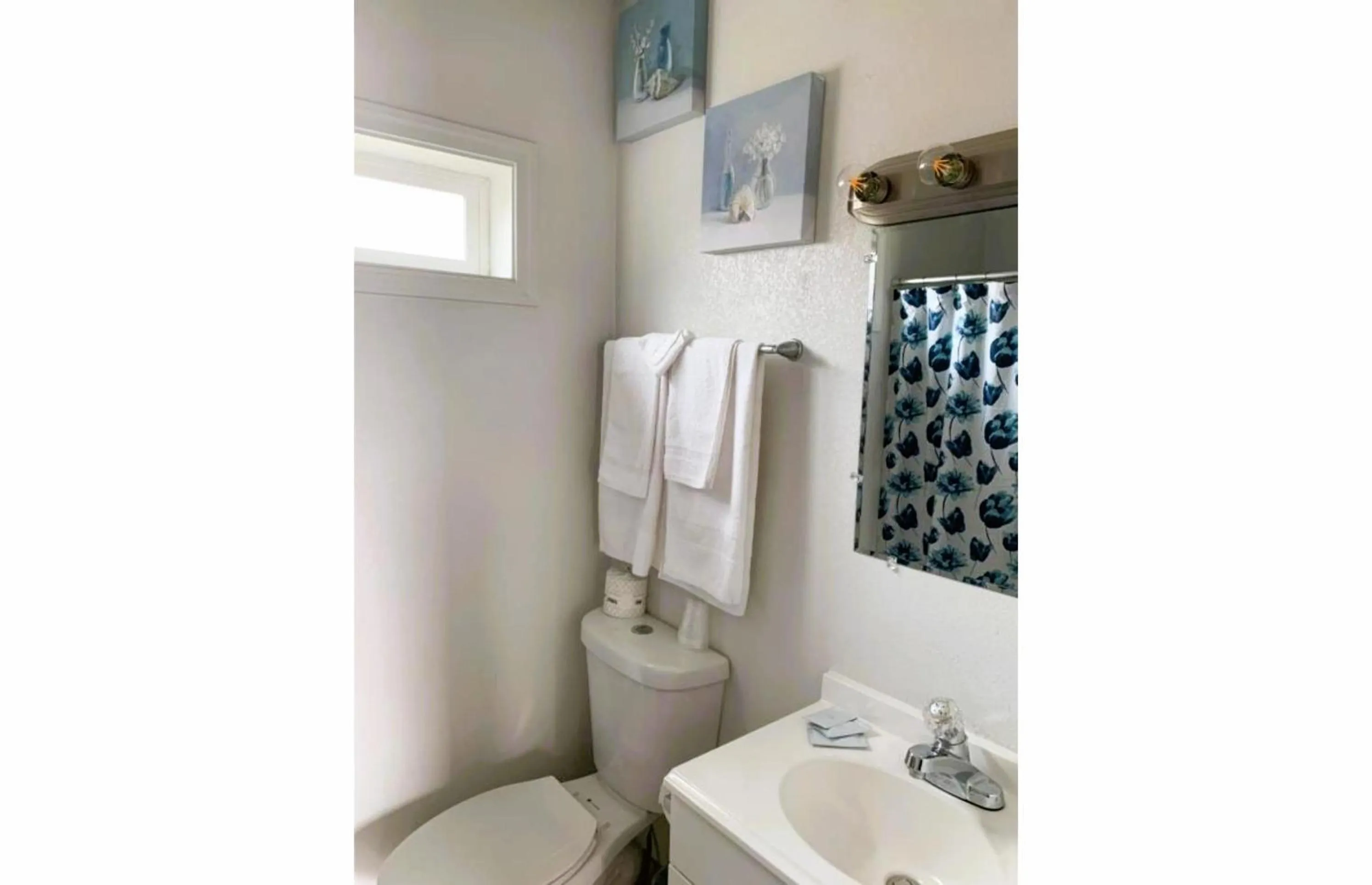 Bathroom in Royal Gateway Motel by OYO