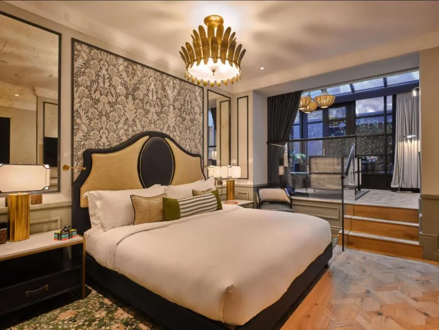 Bedroom, Bed in The Mayfair Townhouse - an Iconic Luxury Hotel