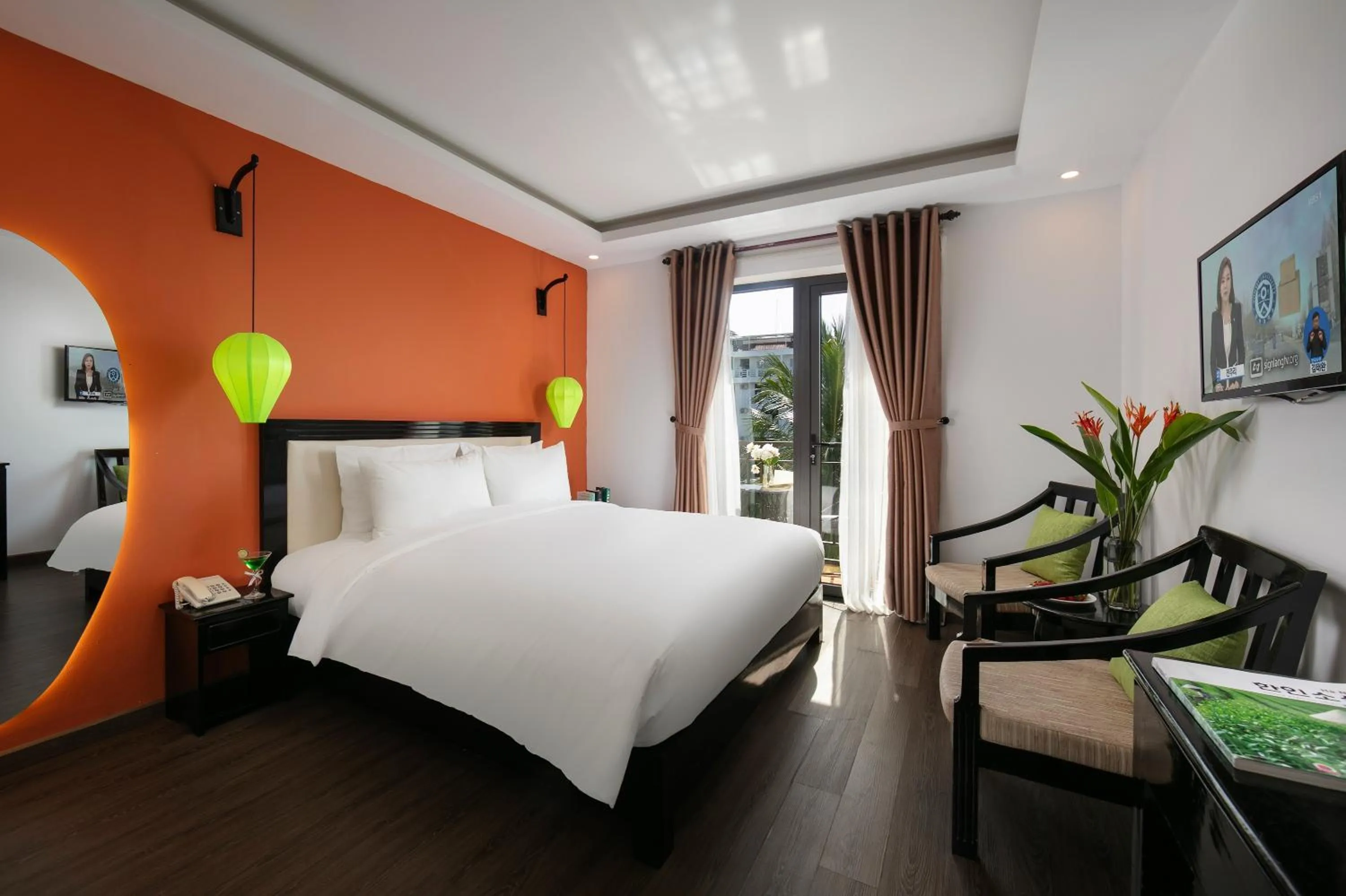 Bed in Hoi An Golden Holiday Villa