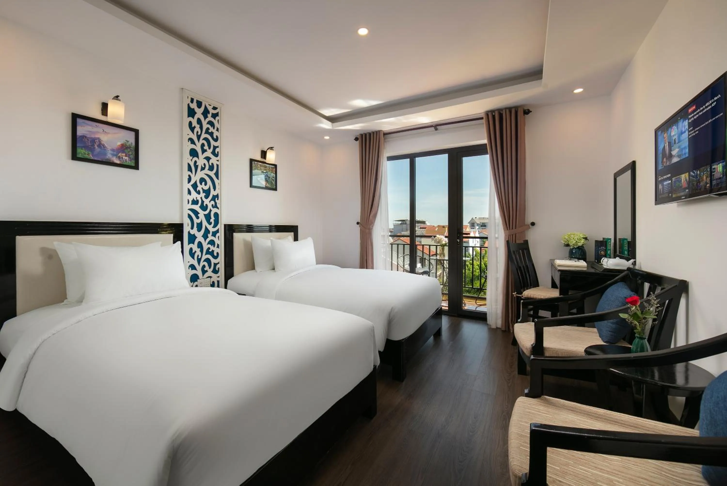 Bed in Hoi An Golden Holiday Villa