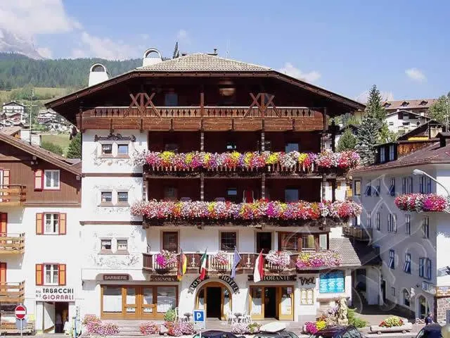 Facade/entrance in Post Hotel Moena