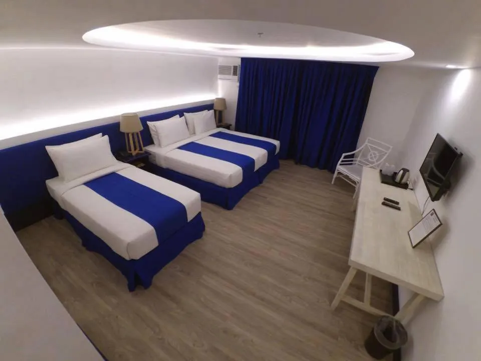 TV and multimedia, Bed in GT Hotel Jaro