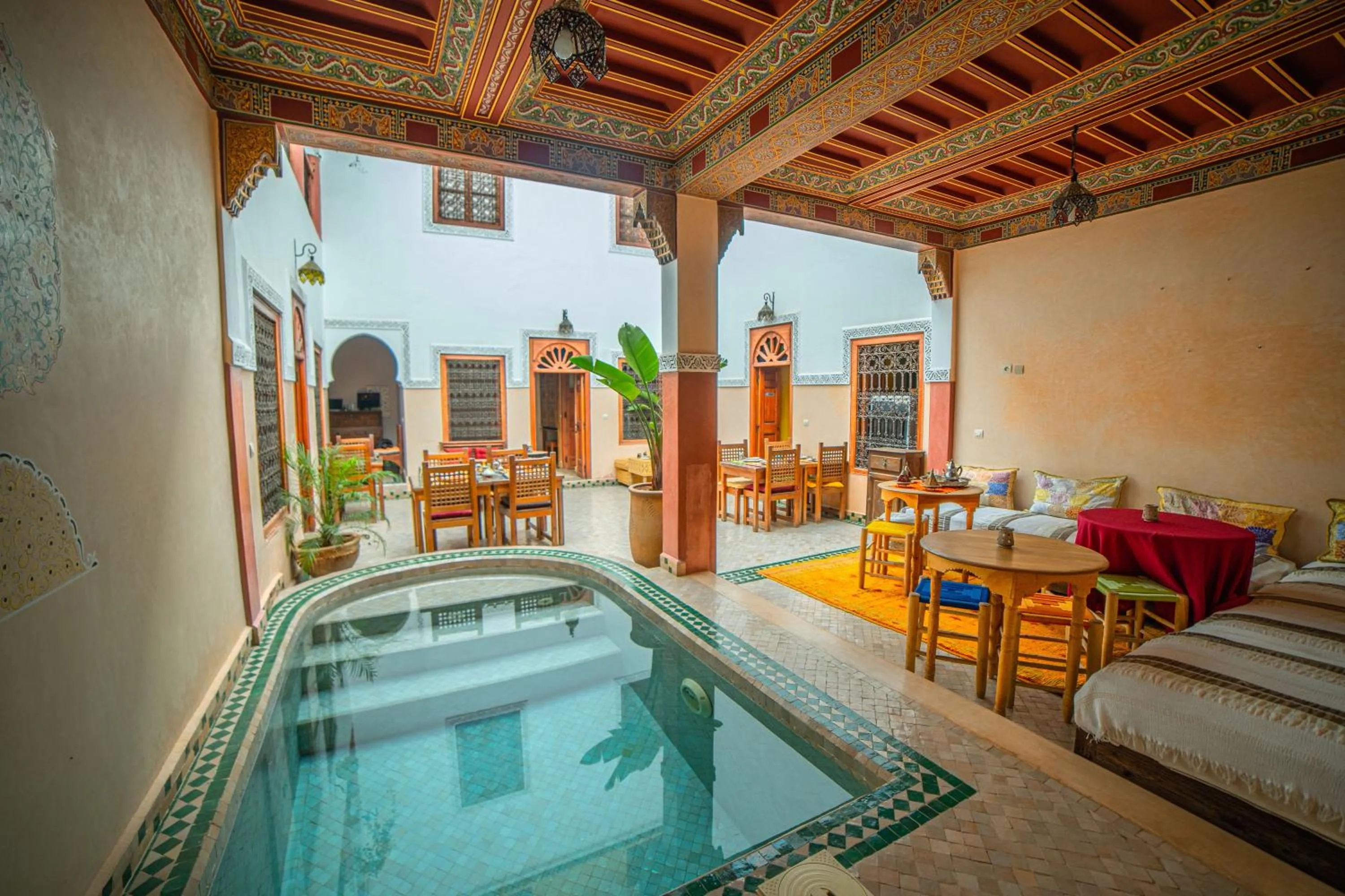 Swimming pool in Riad Euphorbe