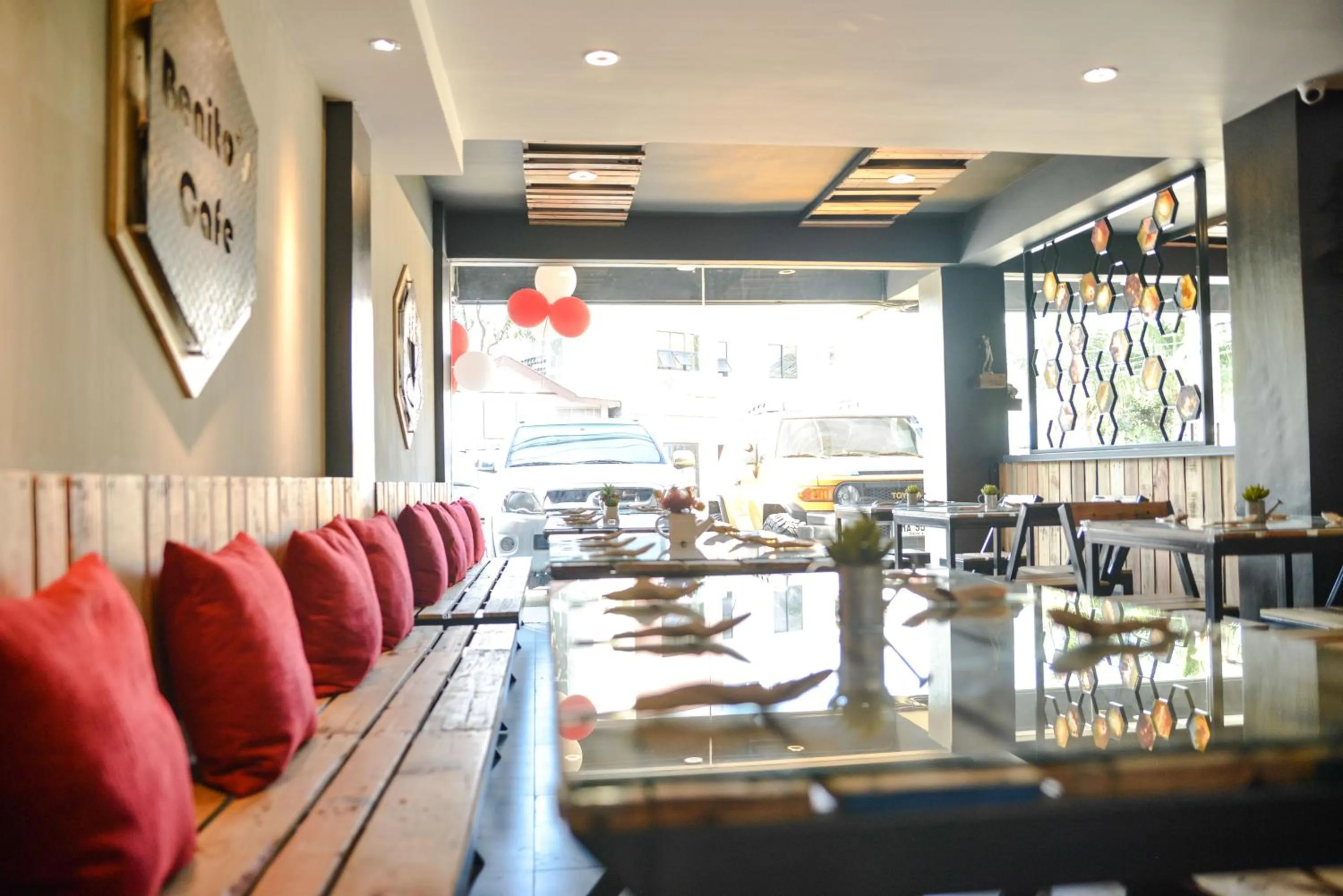 Lounge or bar in RedDoorz Plus @ Taft North Mandurriao