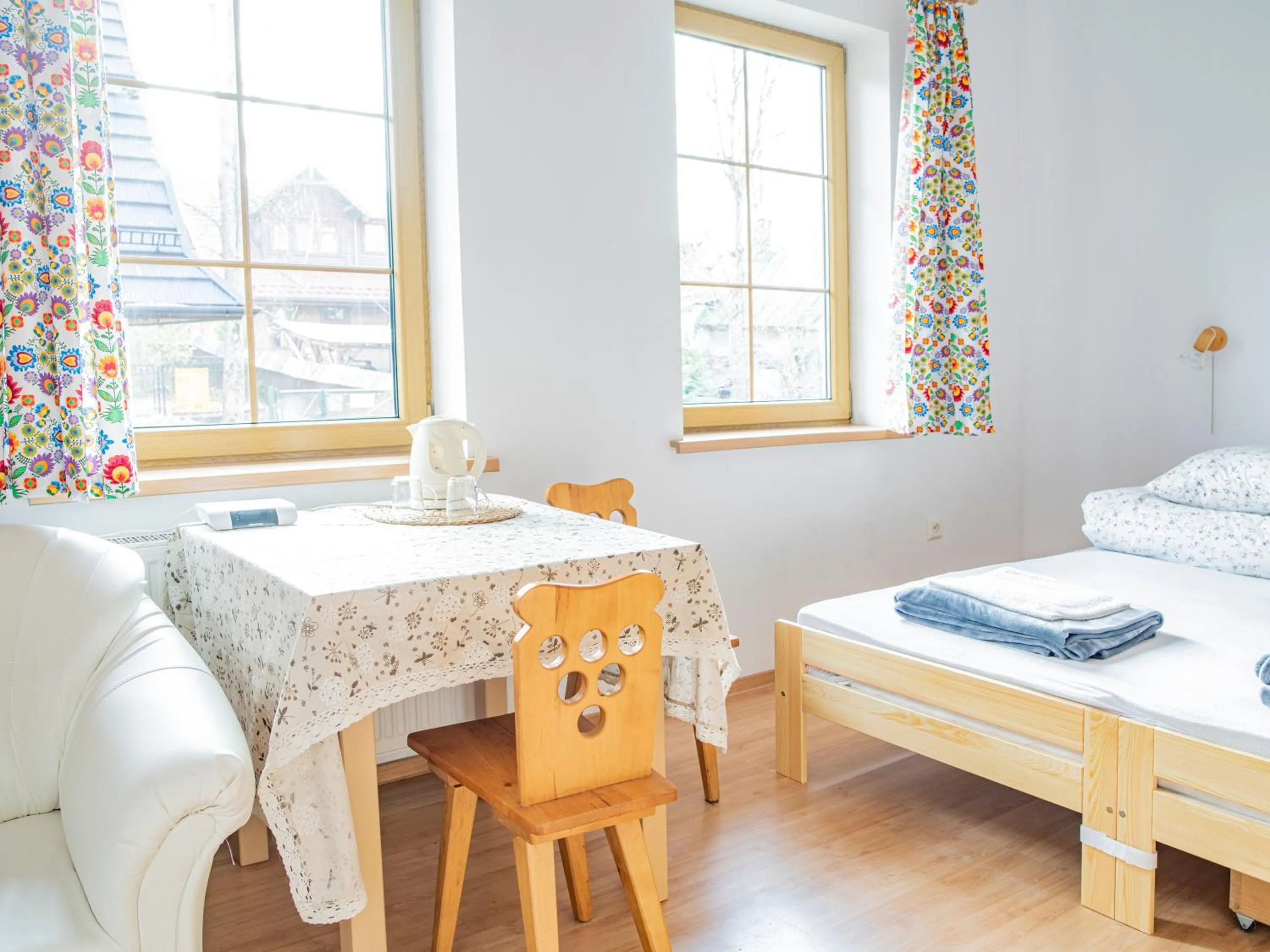 Photo of the whole room, Bed in Willa Ślimakówka