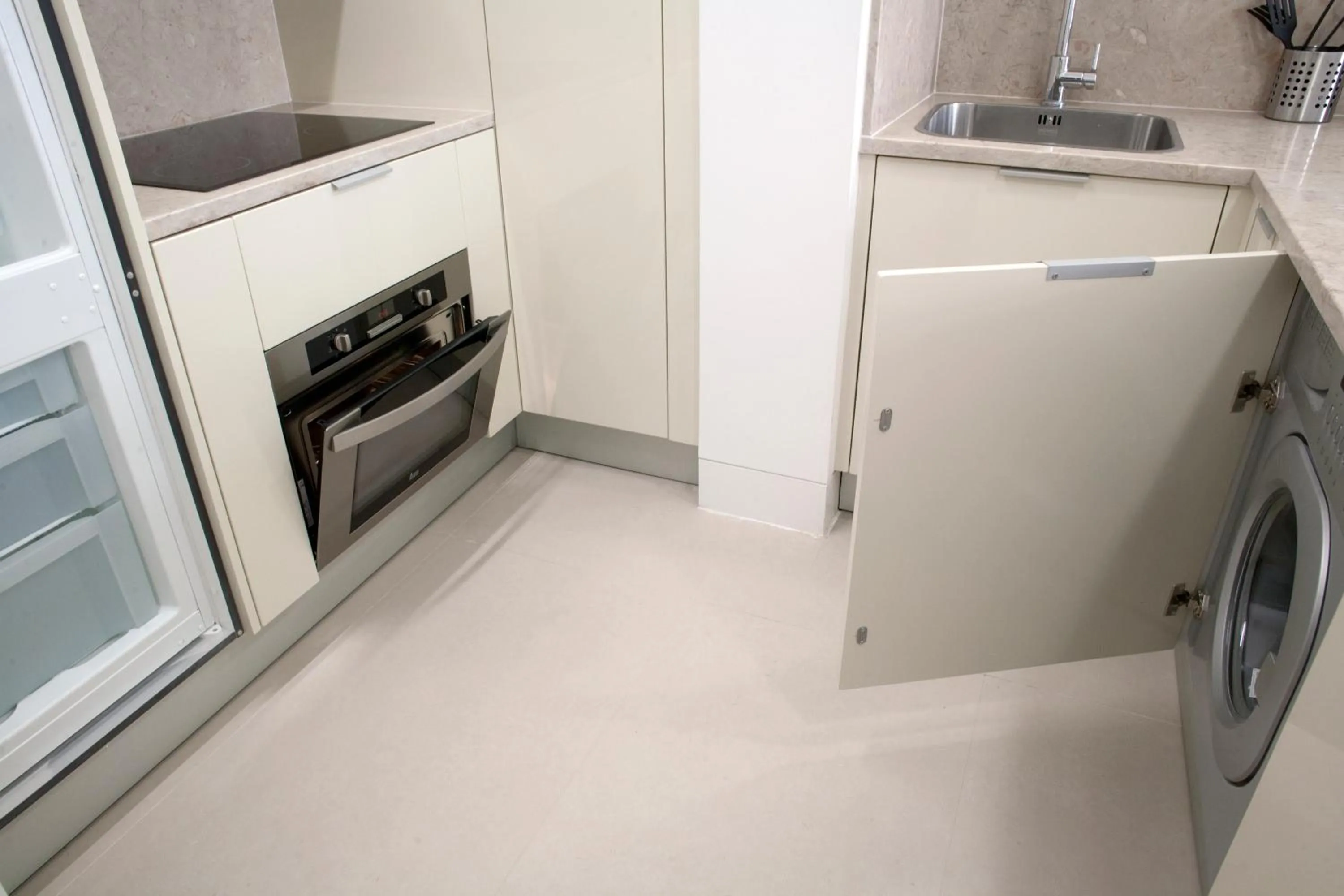 People in Lisbon Serviced Apartments - Baixa