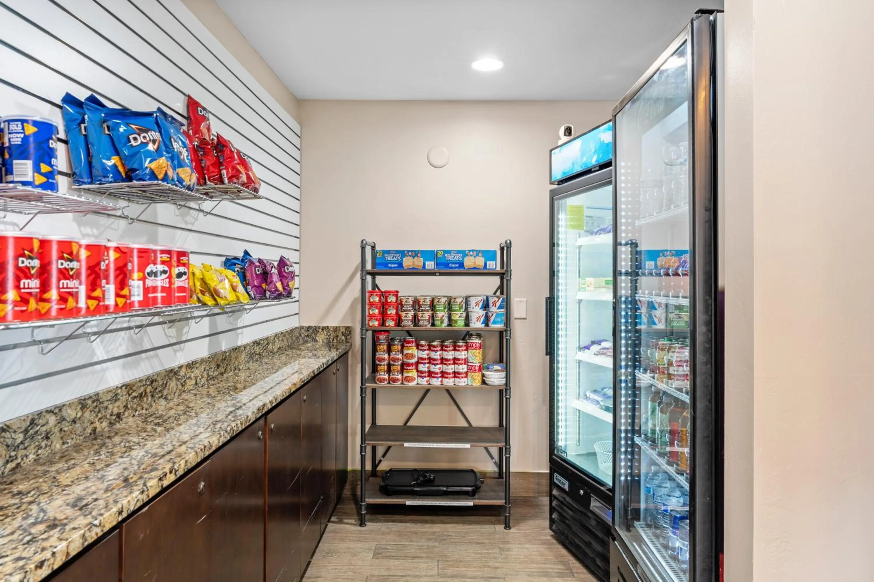 Food and drinks in GreenTree Suites Eagle / Vail Valley