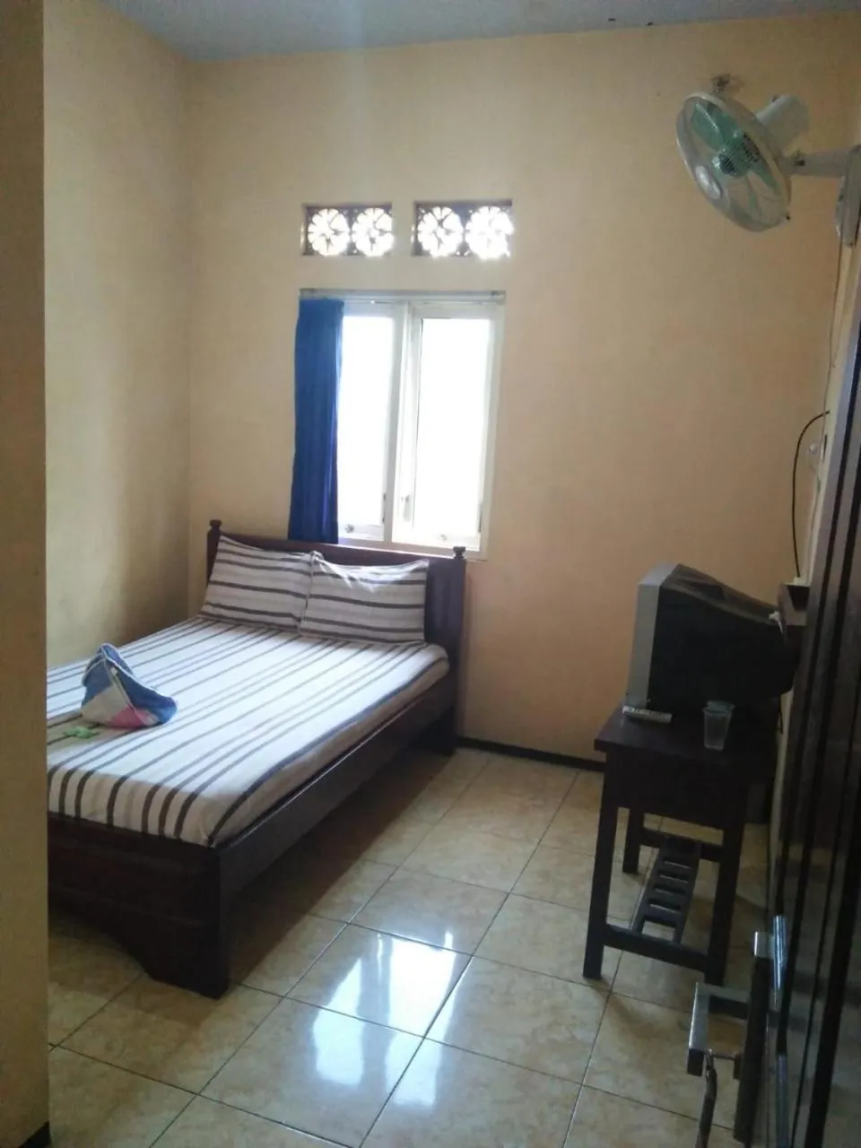 Bed in Penginapan Hotel Mangir Asri