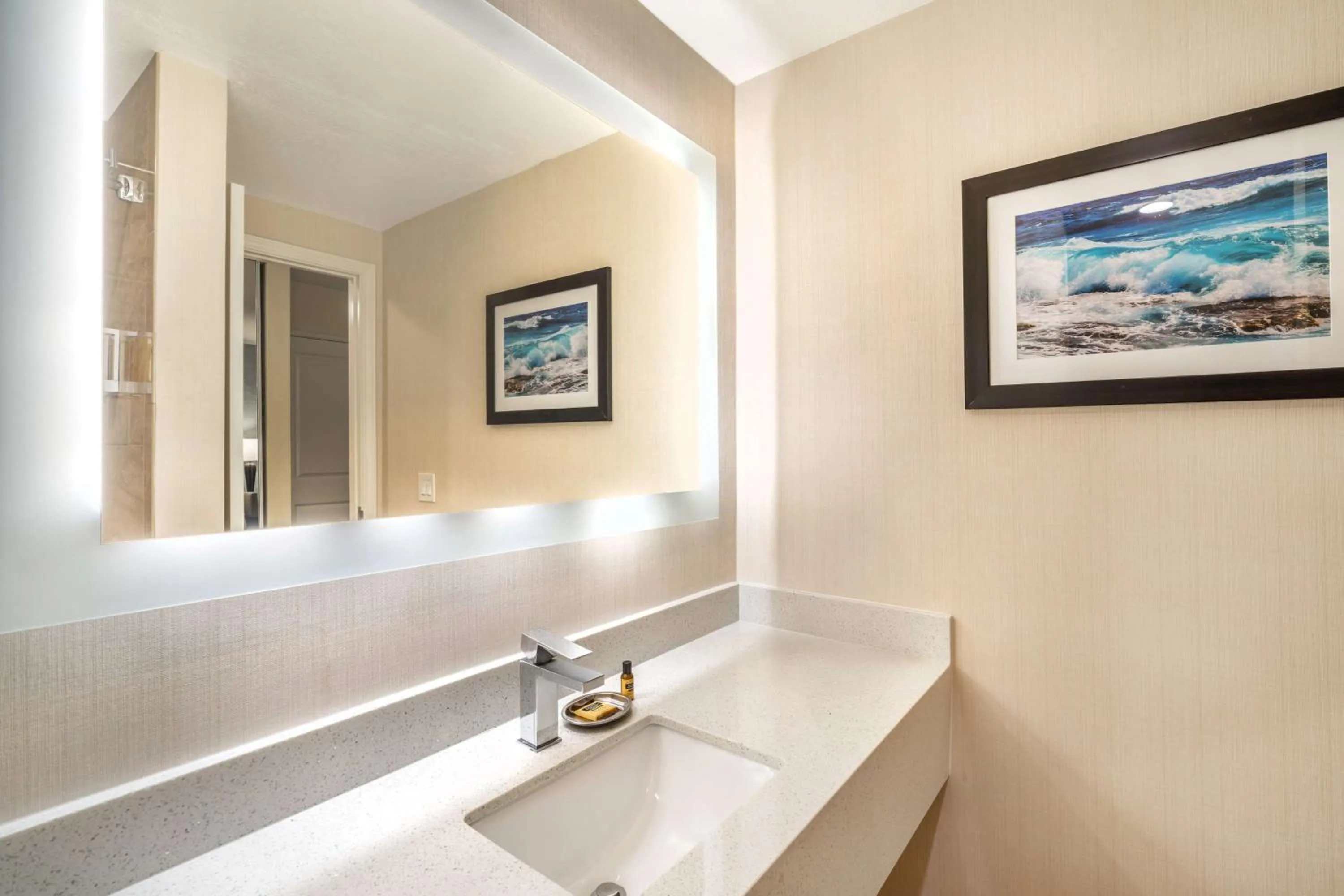 Bathroom in Best Western Plus Carpinteria Inn