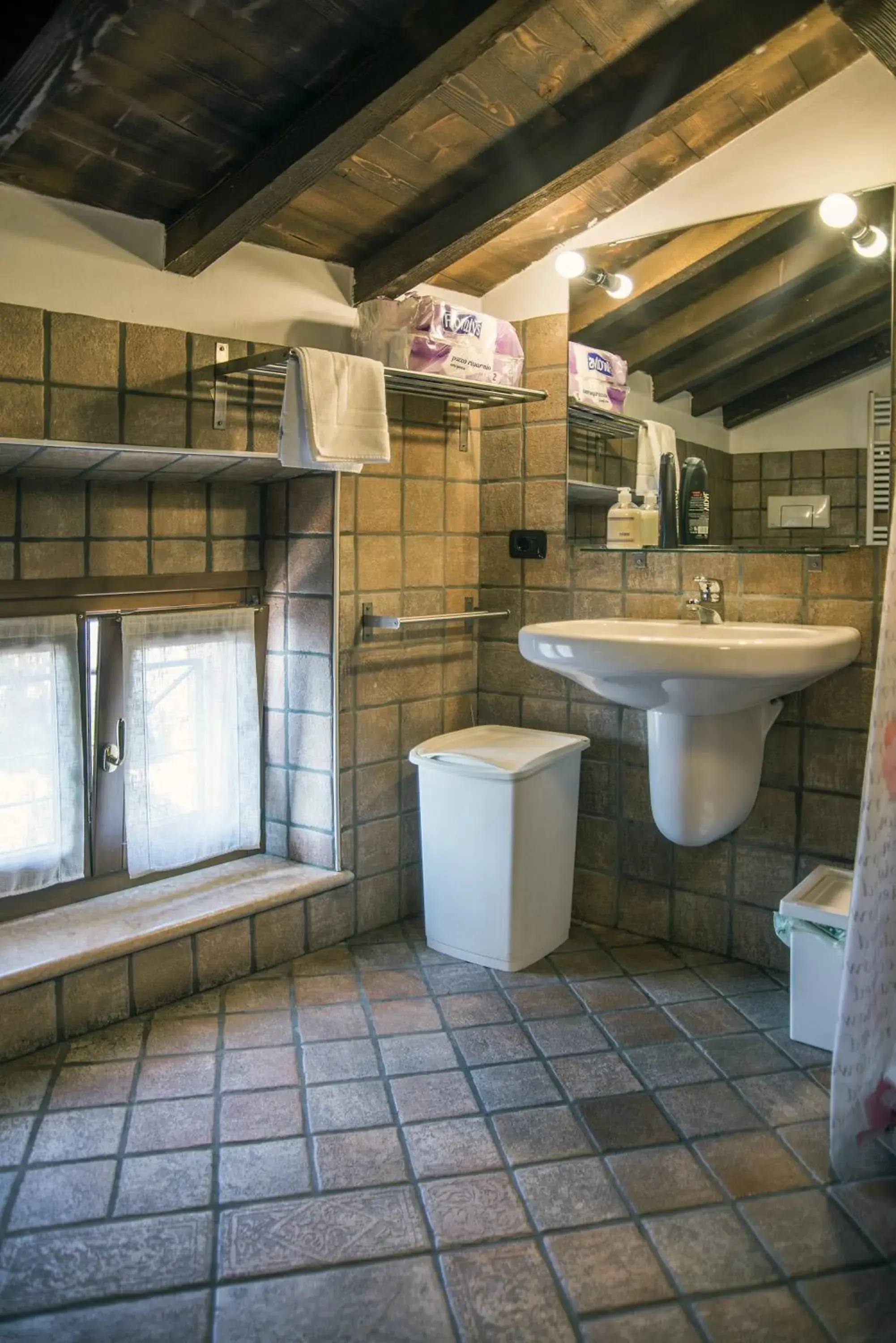 Large One-Bedroom Apartment in Residence Villa Vinco Large One-Bedroom Apartment in Residence Villa Vinco