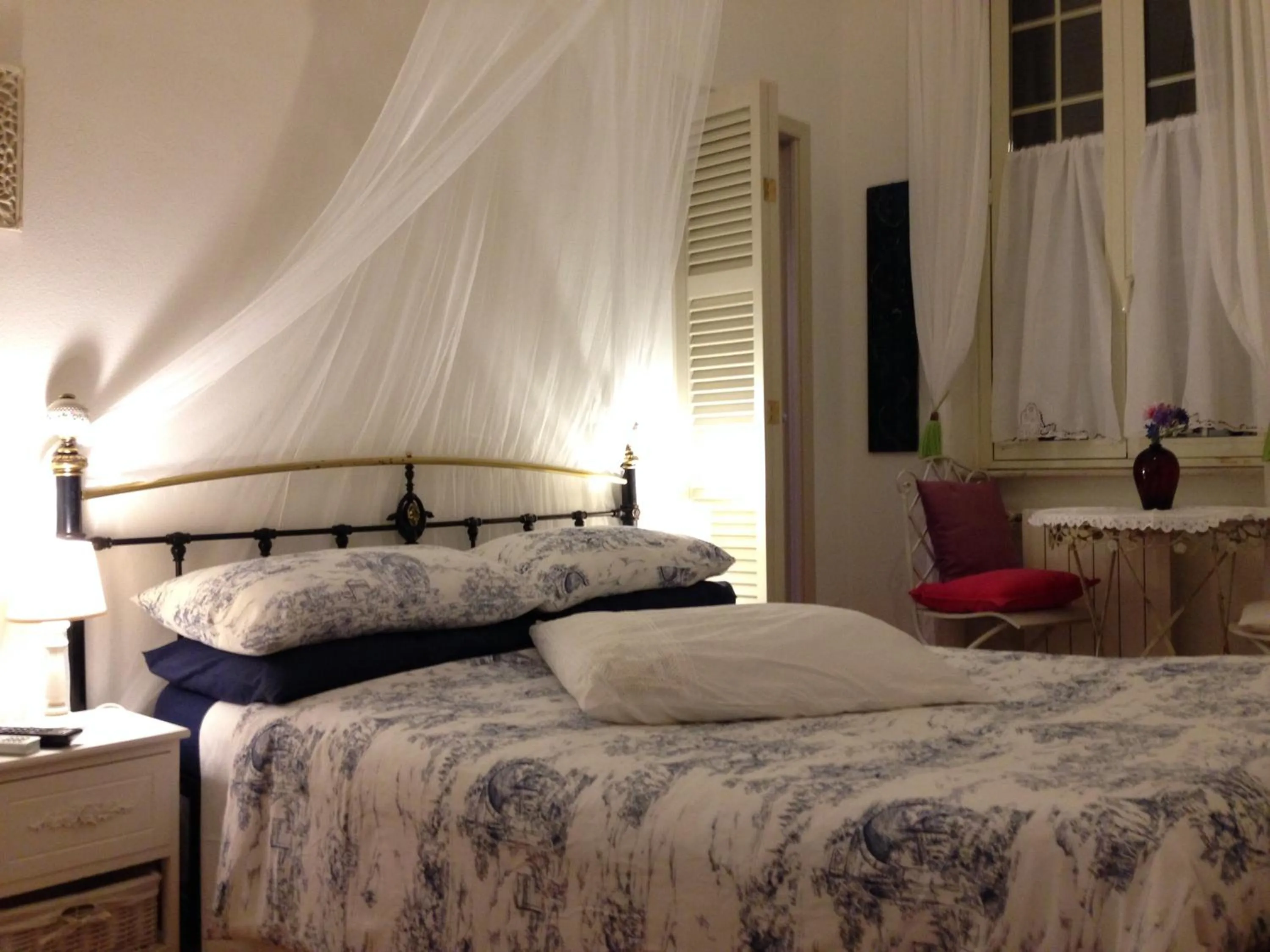 Bed in Barocchetto Romano