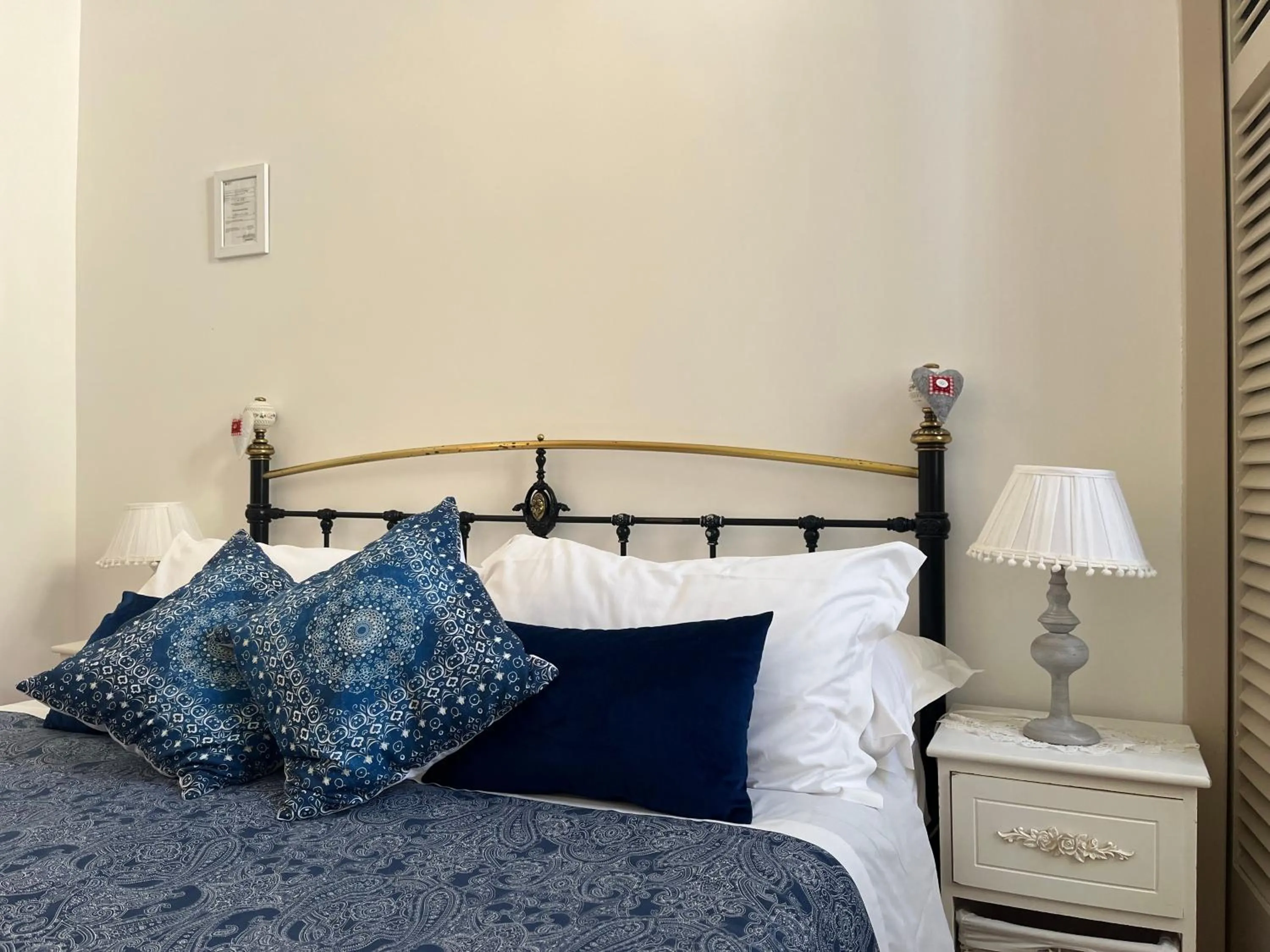 Bedroom, Bed in Barocchetto Romano