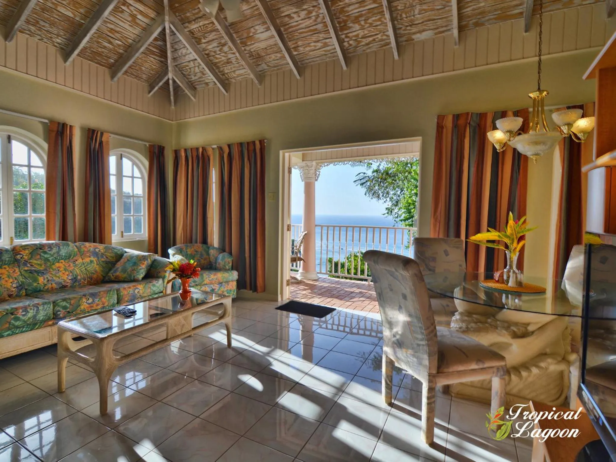 Living room in Tropical Lagoon Resort