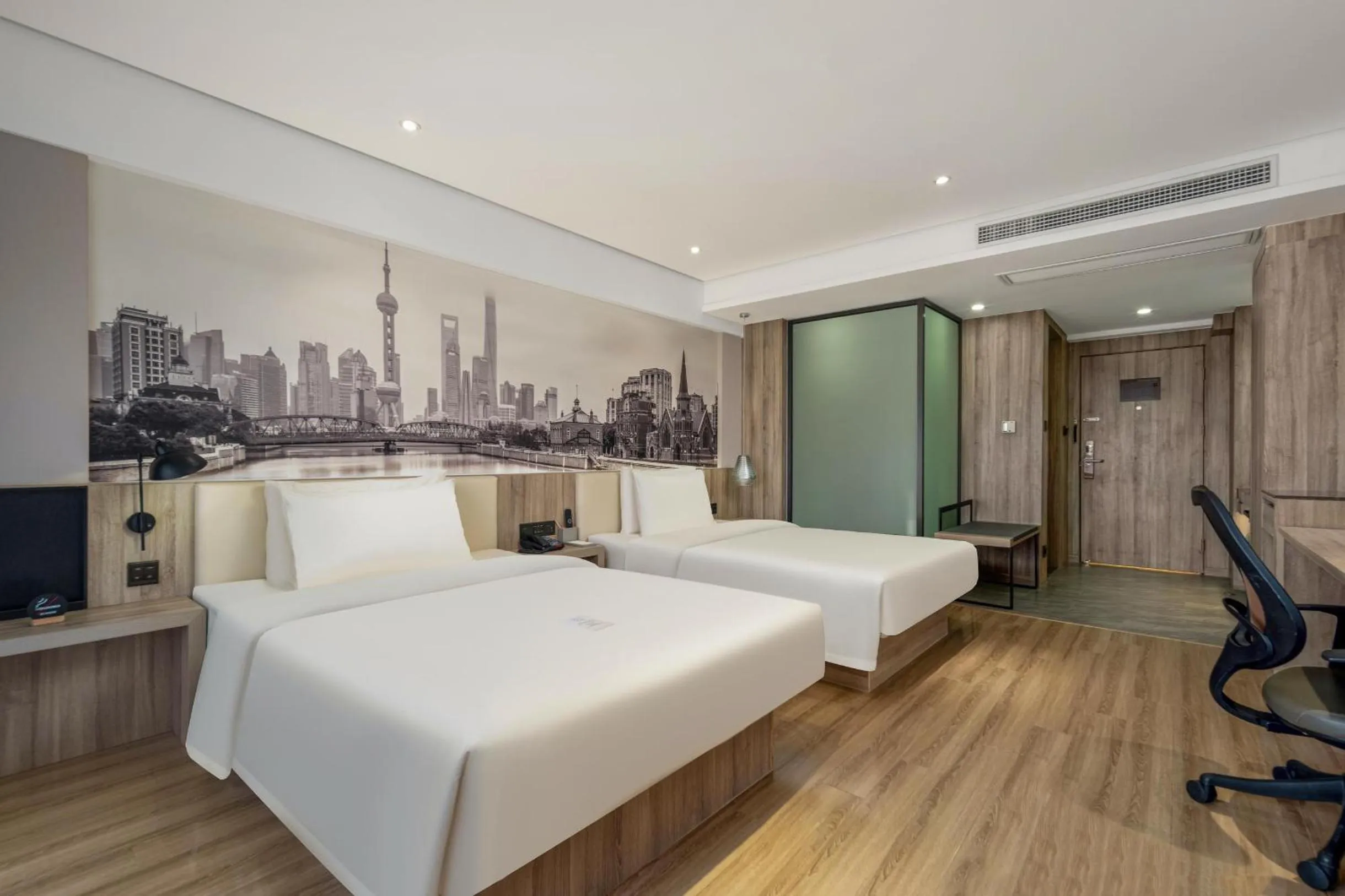 Atour Hotel (Shanghai International Tourism and Resorts Zone XiuYan Road)