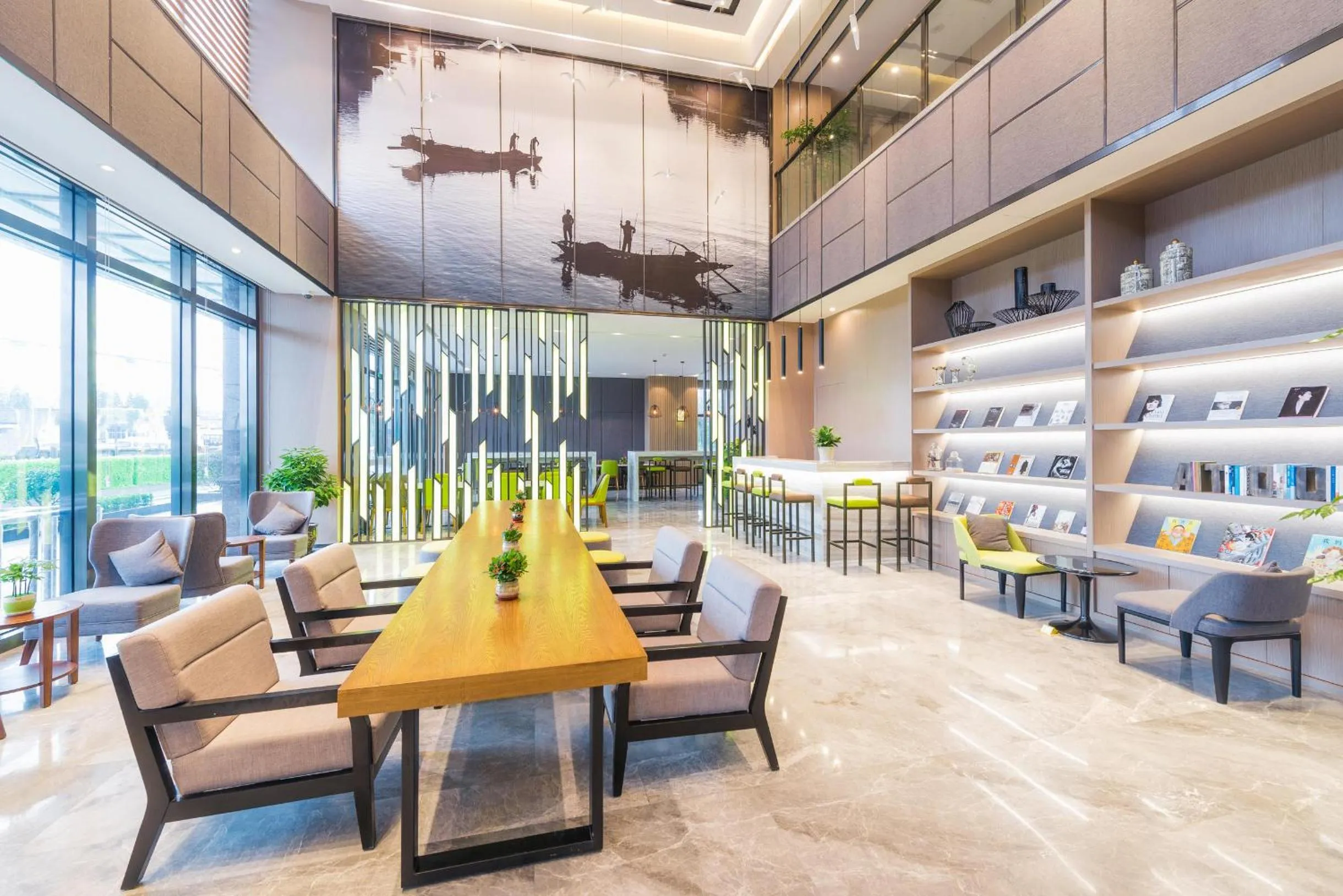 Atour Hotel (Shanghai International Tourism and Resorts Zone XiuYan Road)