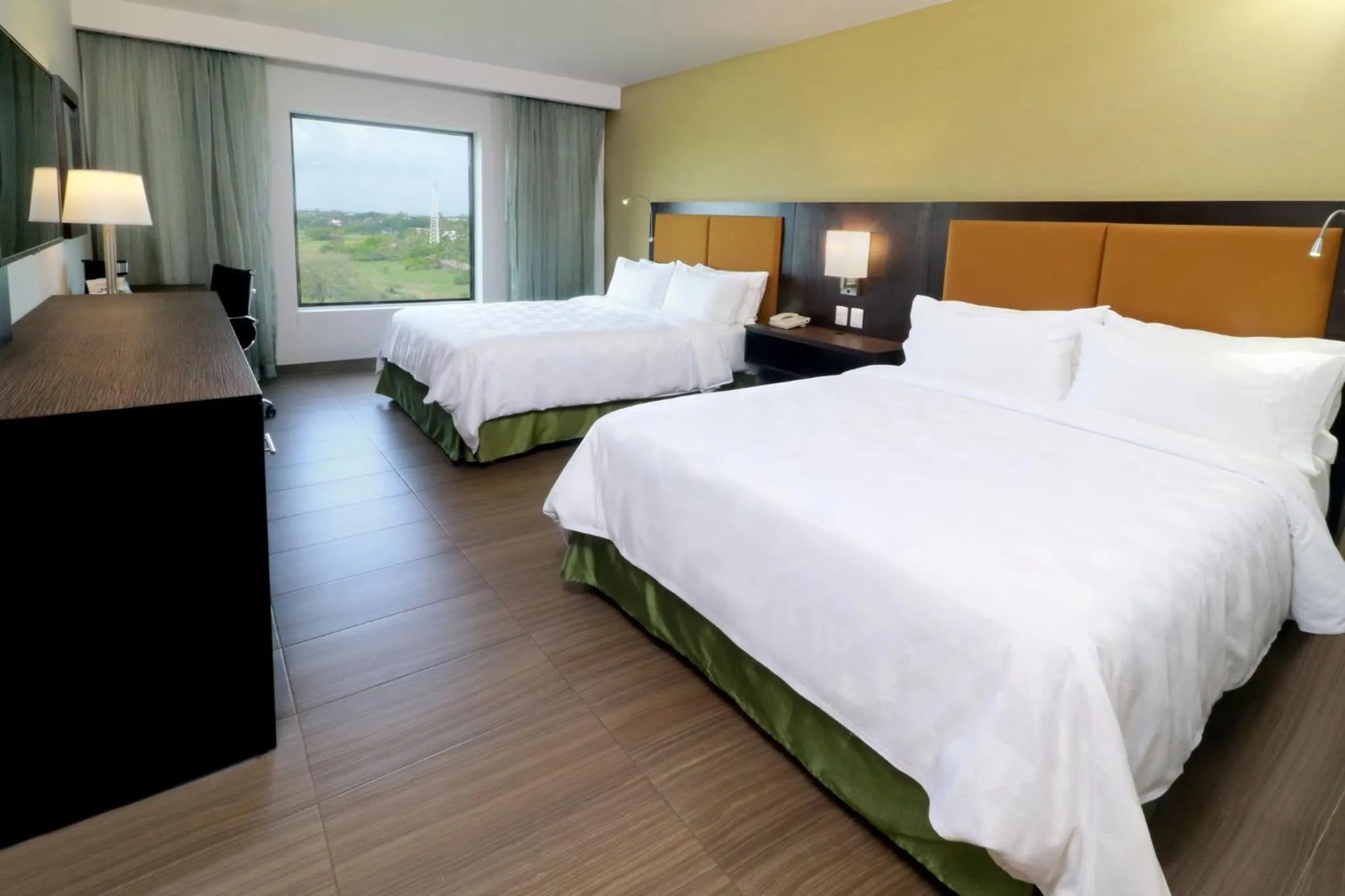 Photo of the whole room, Bed in Holiday Inn Tampico-Altamira by IHG