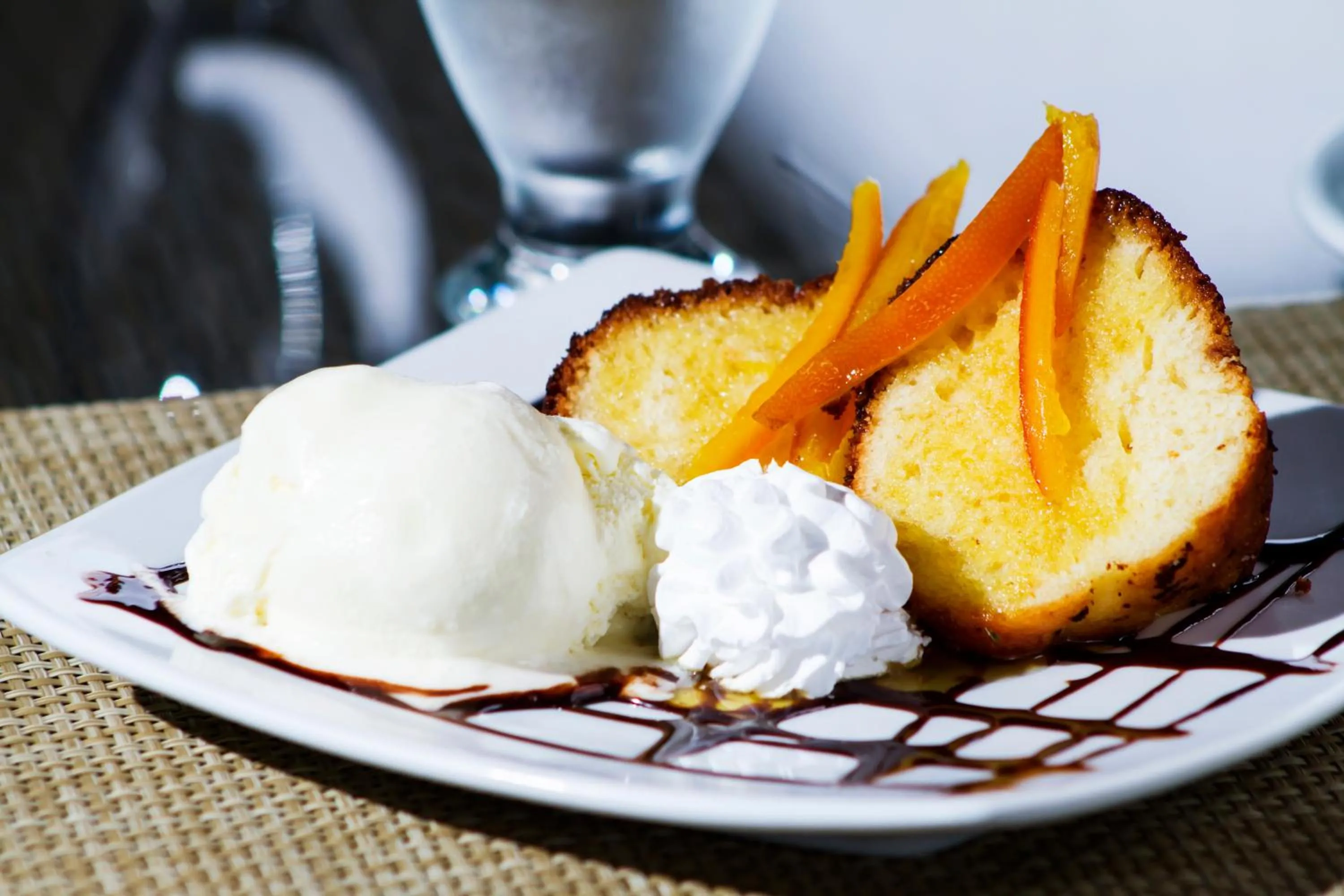 Meals in Rincon del Valle Hotel & Suites