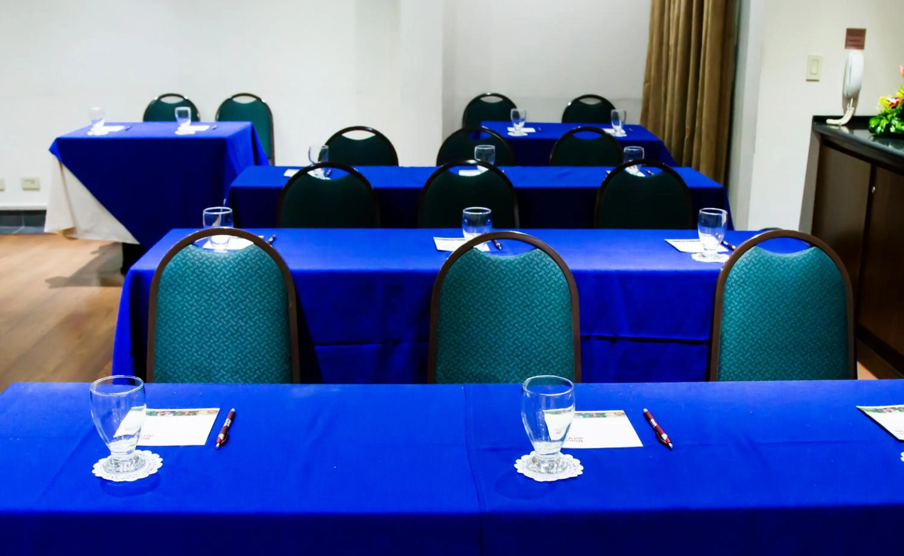 Banquet/Function facilities in Rincon del Valle Hotel & Suites