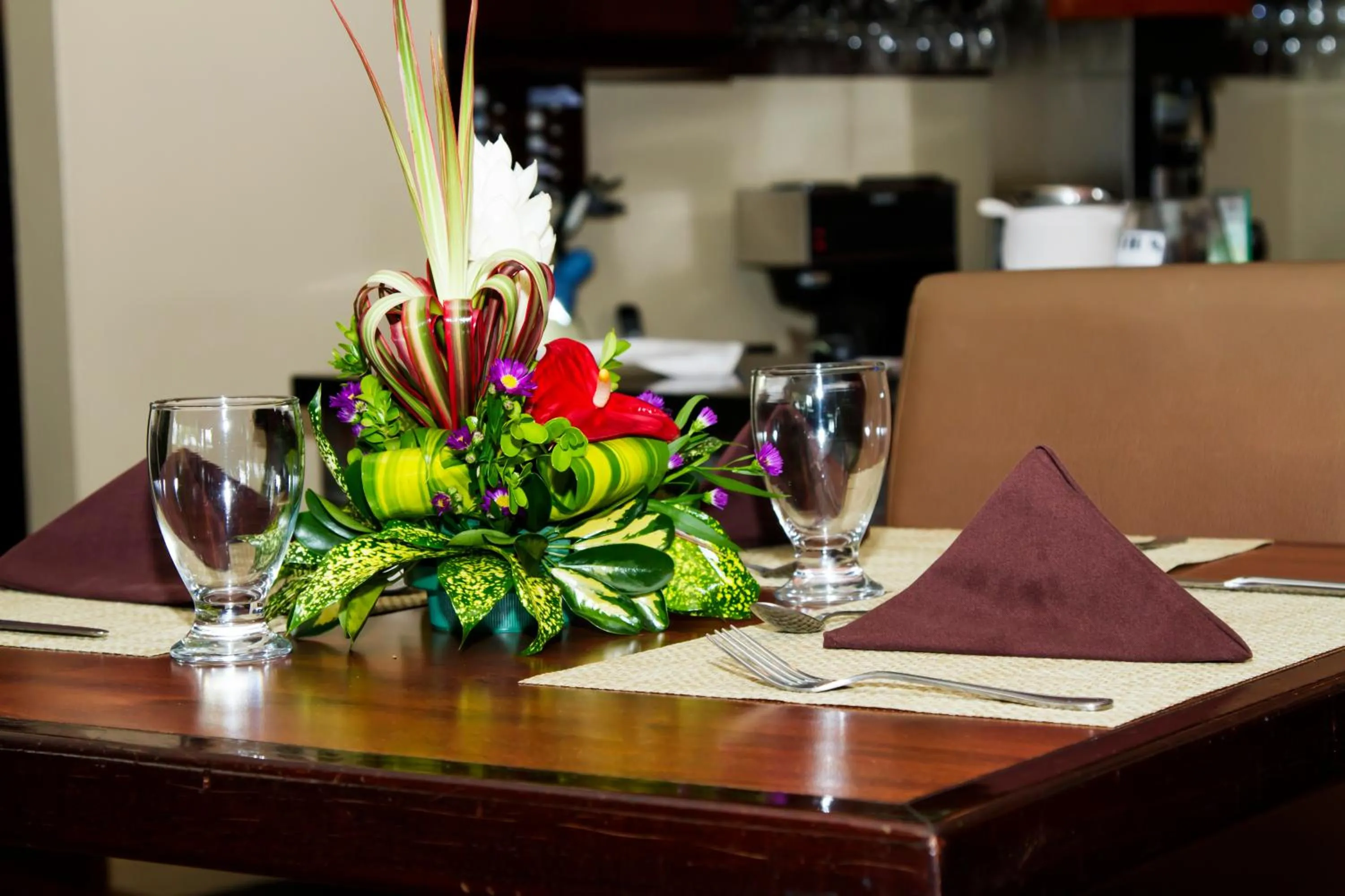 Restaurant/places to eat in Rincon del Valle Hotel & Suites