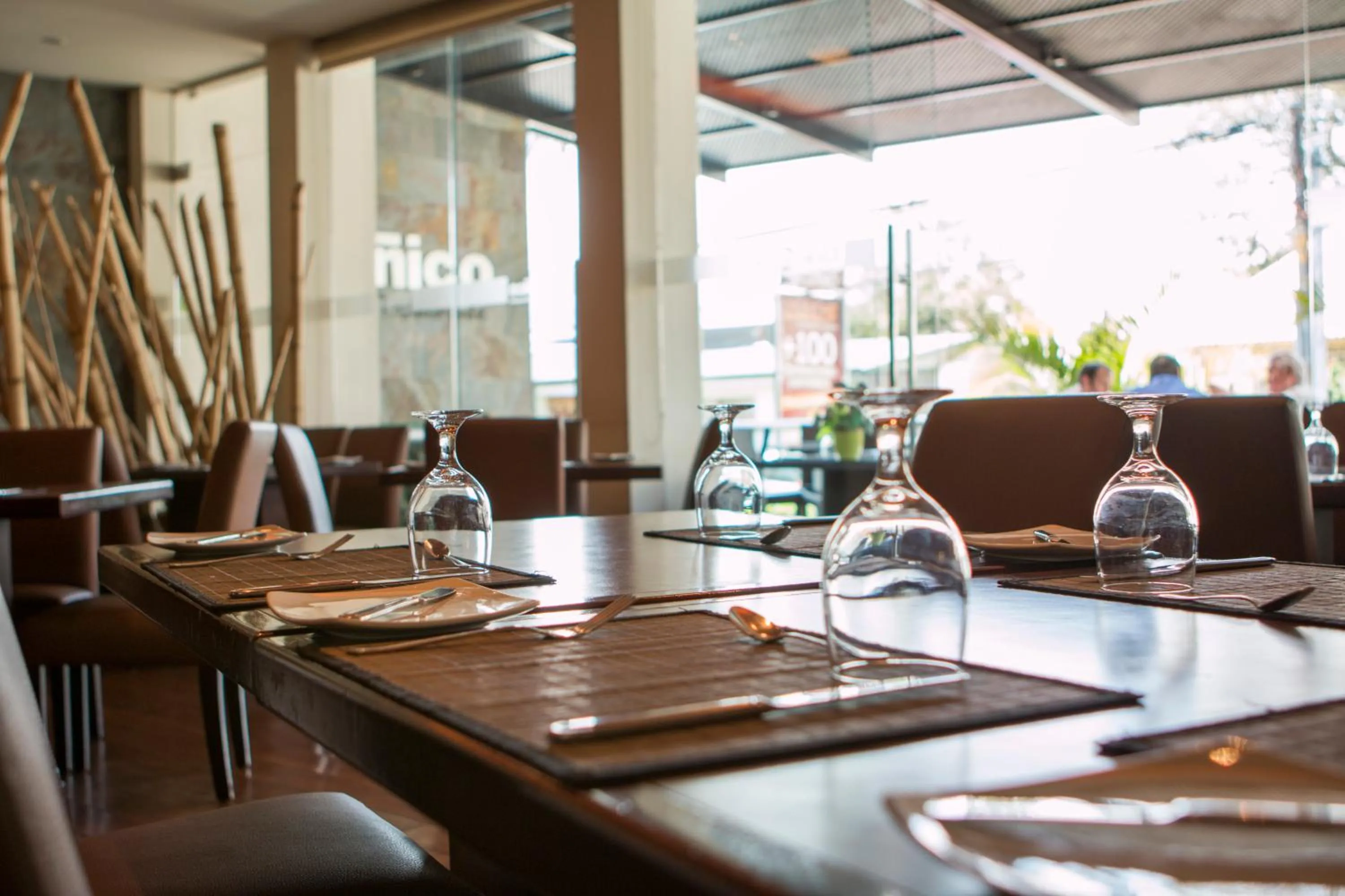 Restaurant/places to eat in Rincon del Valle Hotel & Suites