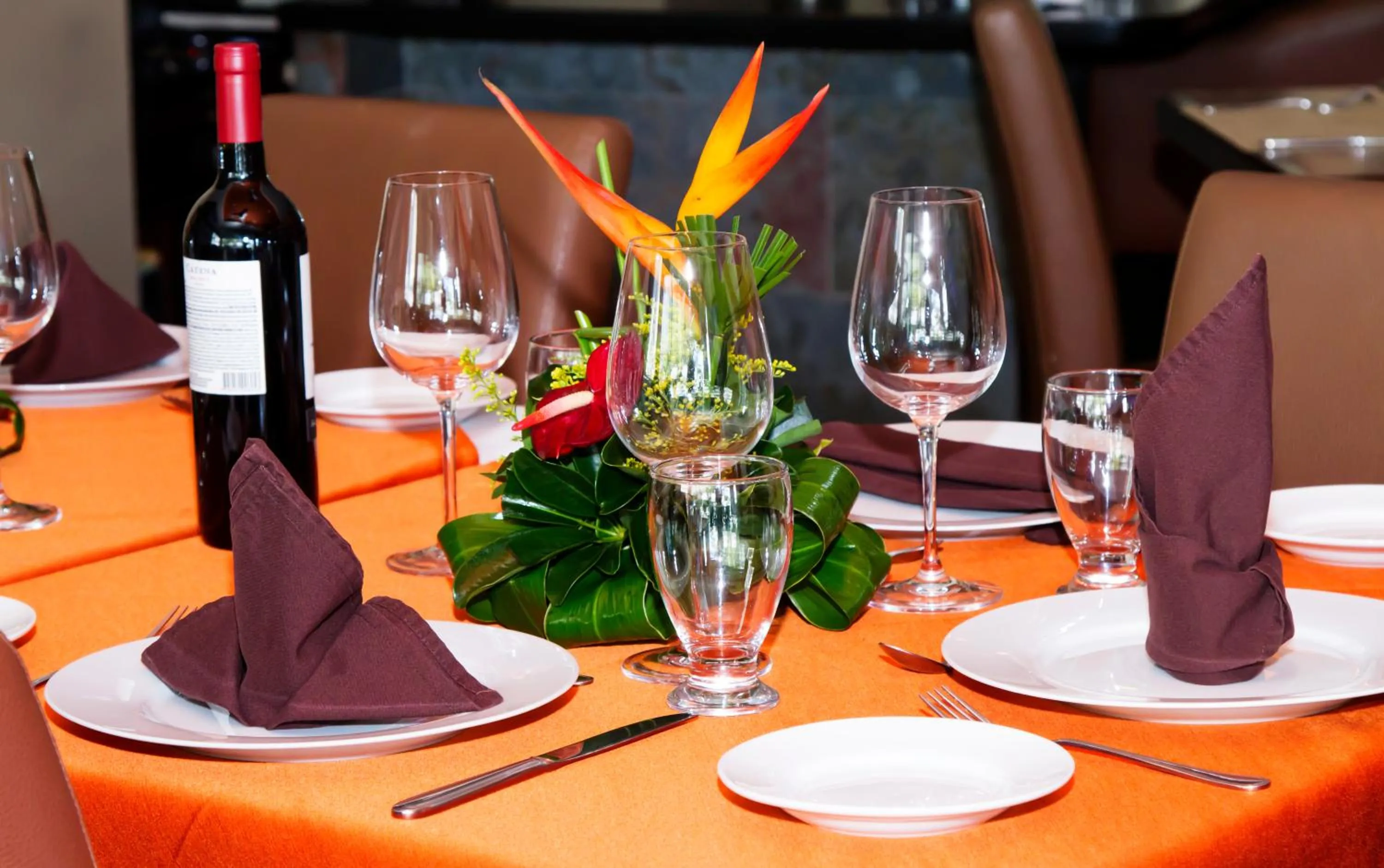 Restaurant/places to eat in Rincon del Valle Hotel & Suites