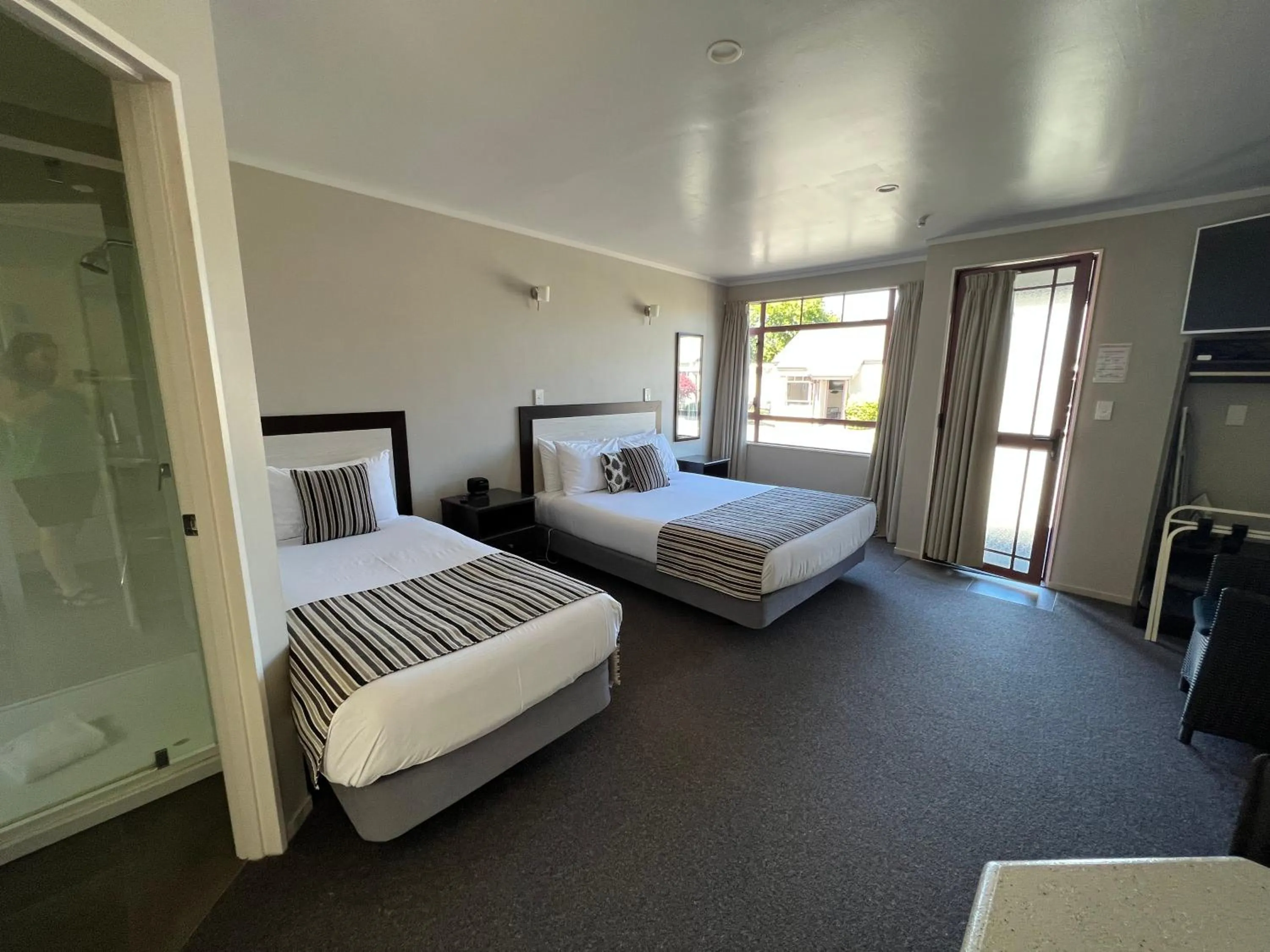 Bed in Quality Inn Acapulco Taupo