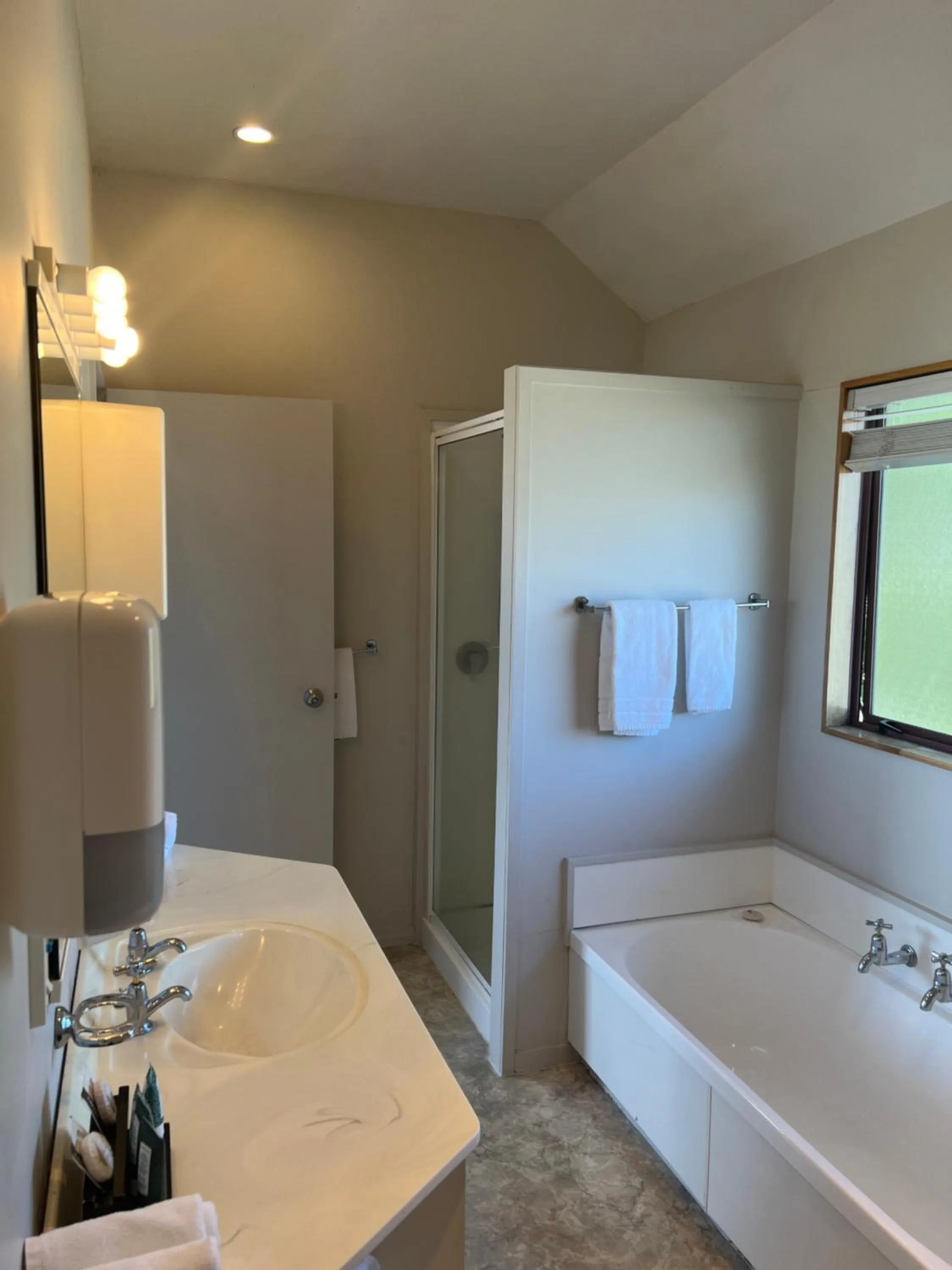 Quality Inn Acapulco Taupo