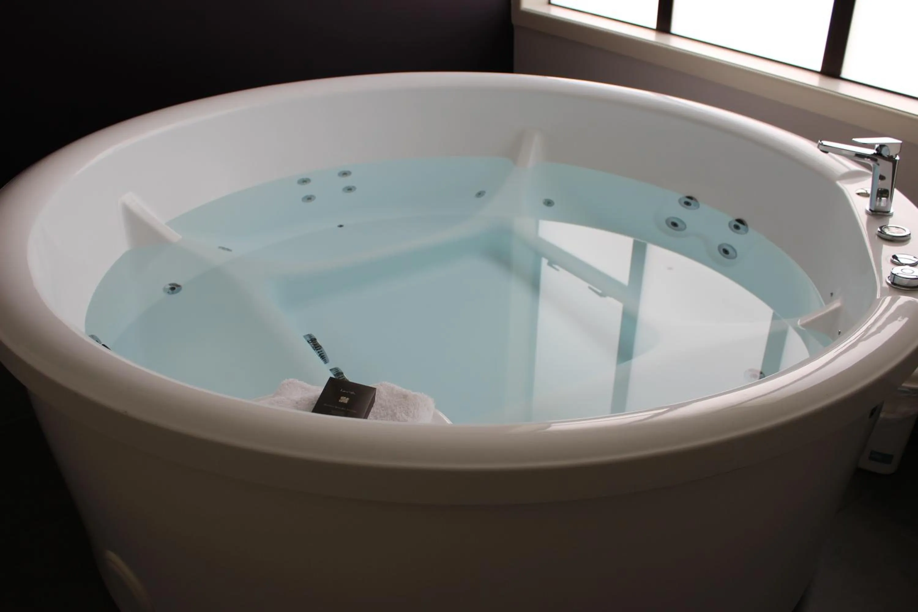 Hot Tub in Quality Inn Acapulco Taupo