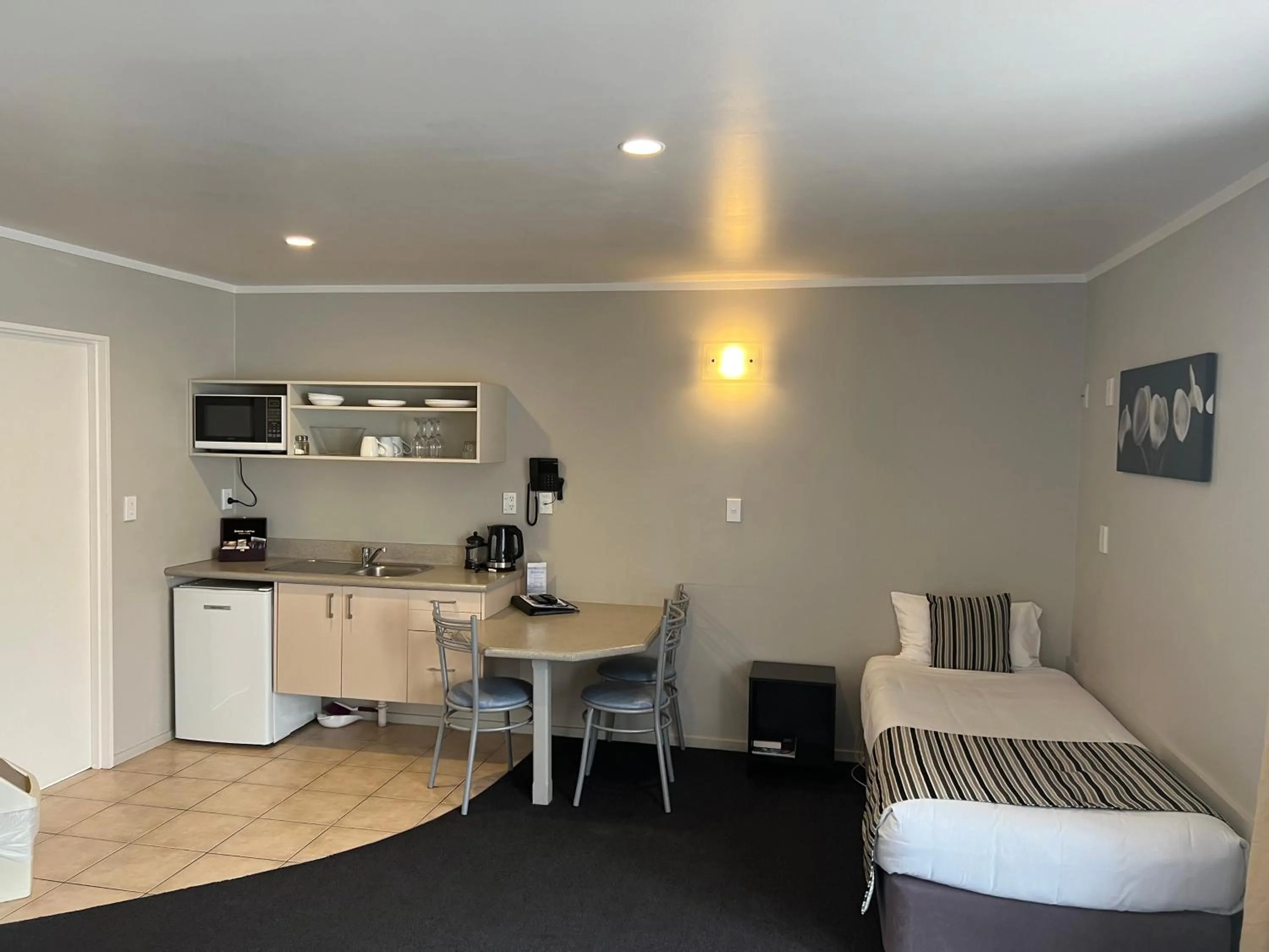 Bed in Quality Inn Acapulco Taupo