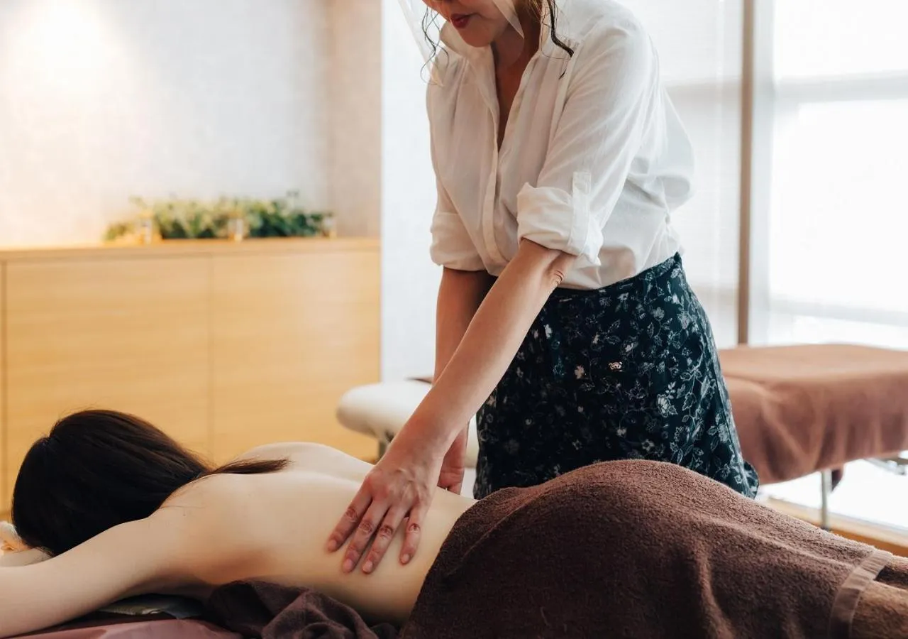 People in Atami Fuga