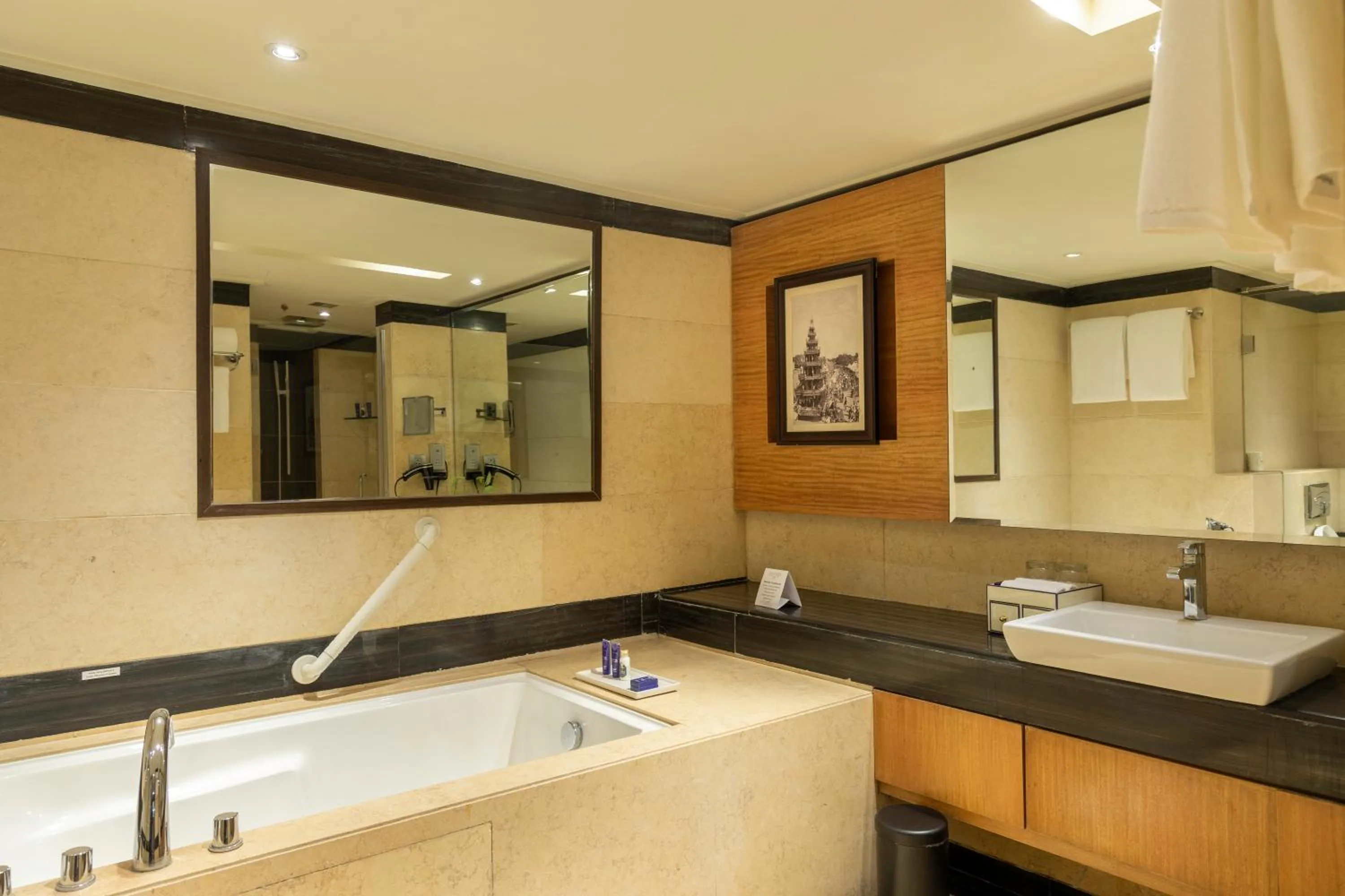Bathroom in Vivanta Hyderabad, Begumpet