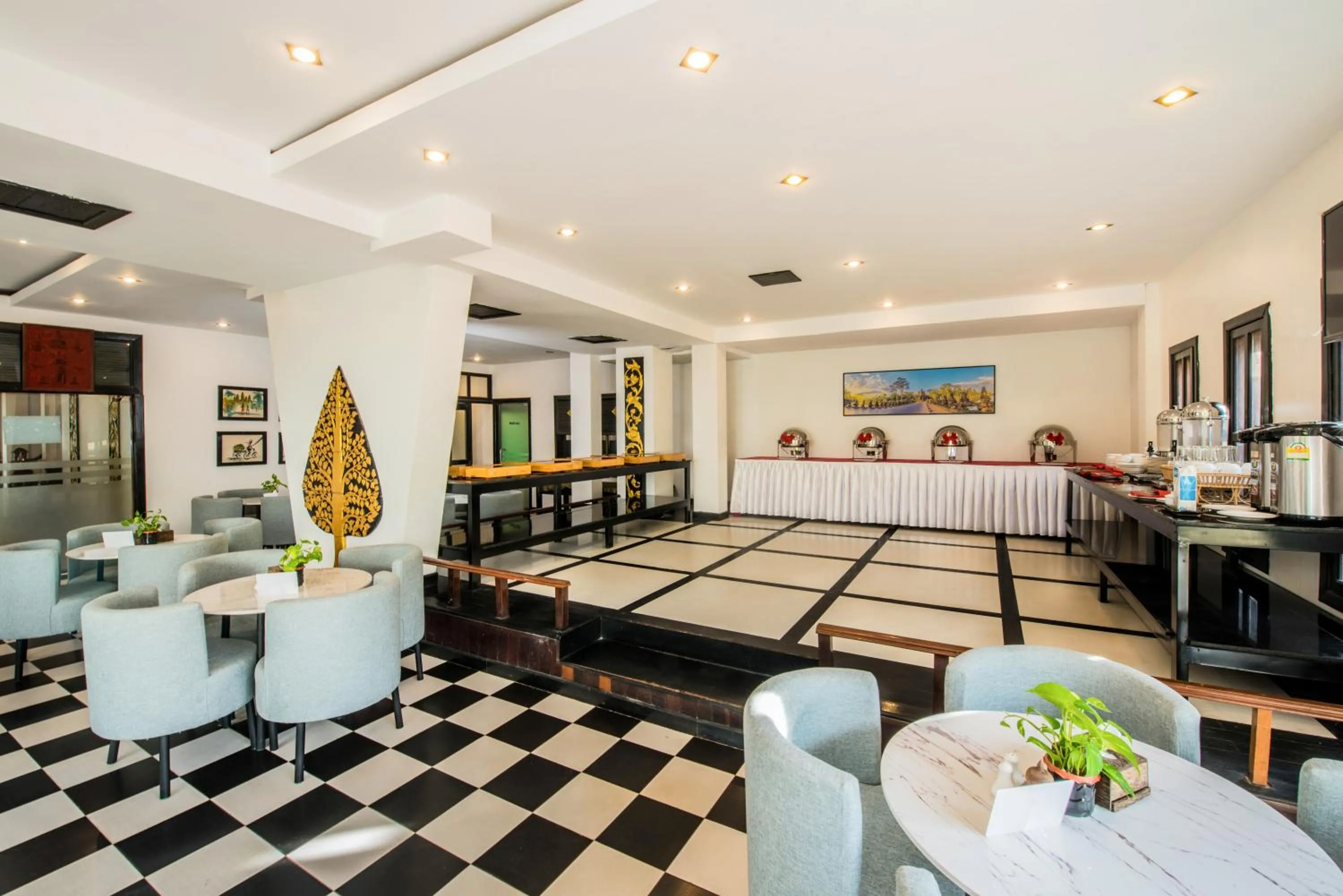 Restaurant/places to eat in The Sanctuary Residence