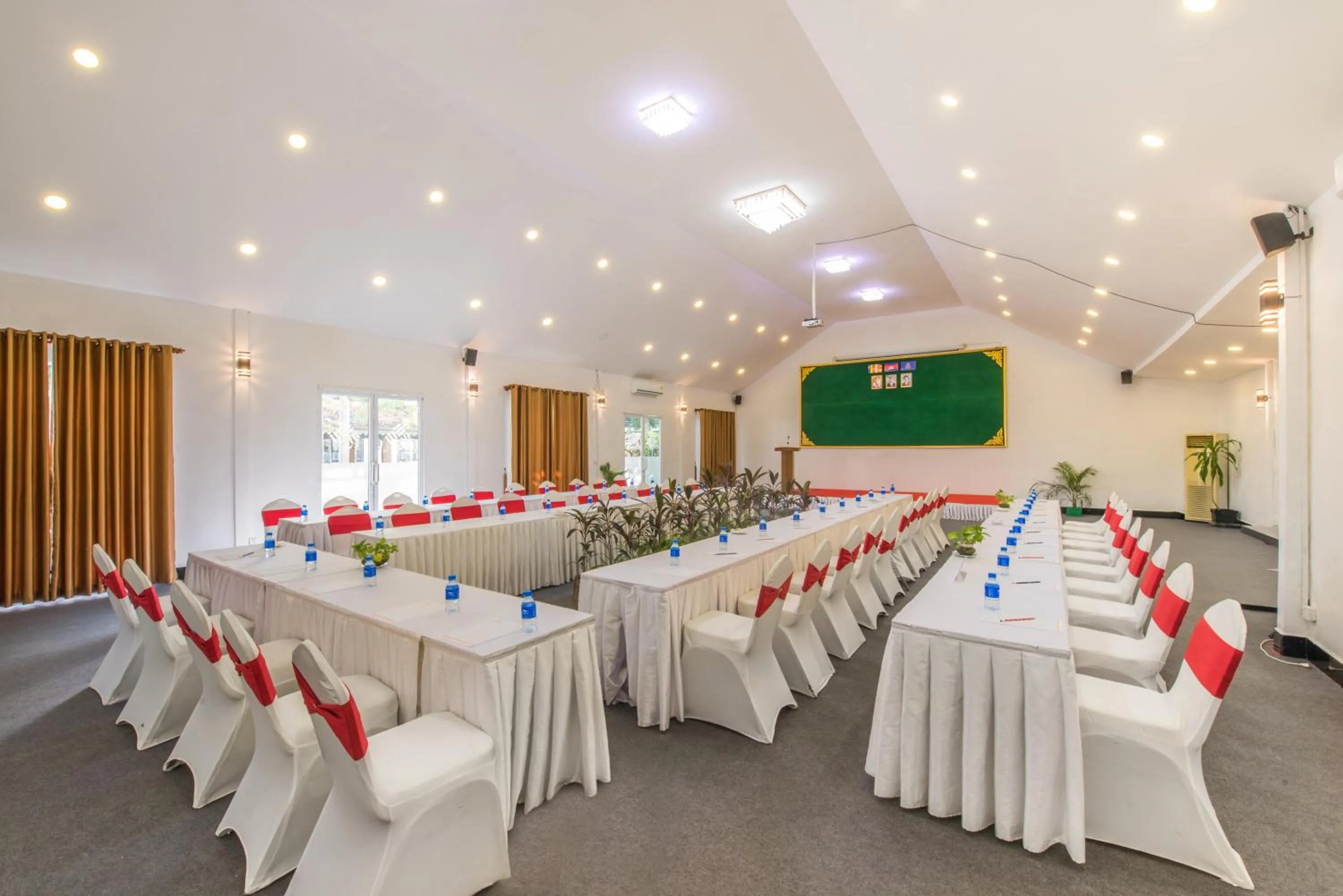 Meeting/conference room in The Sanctuary Residence