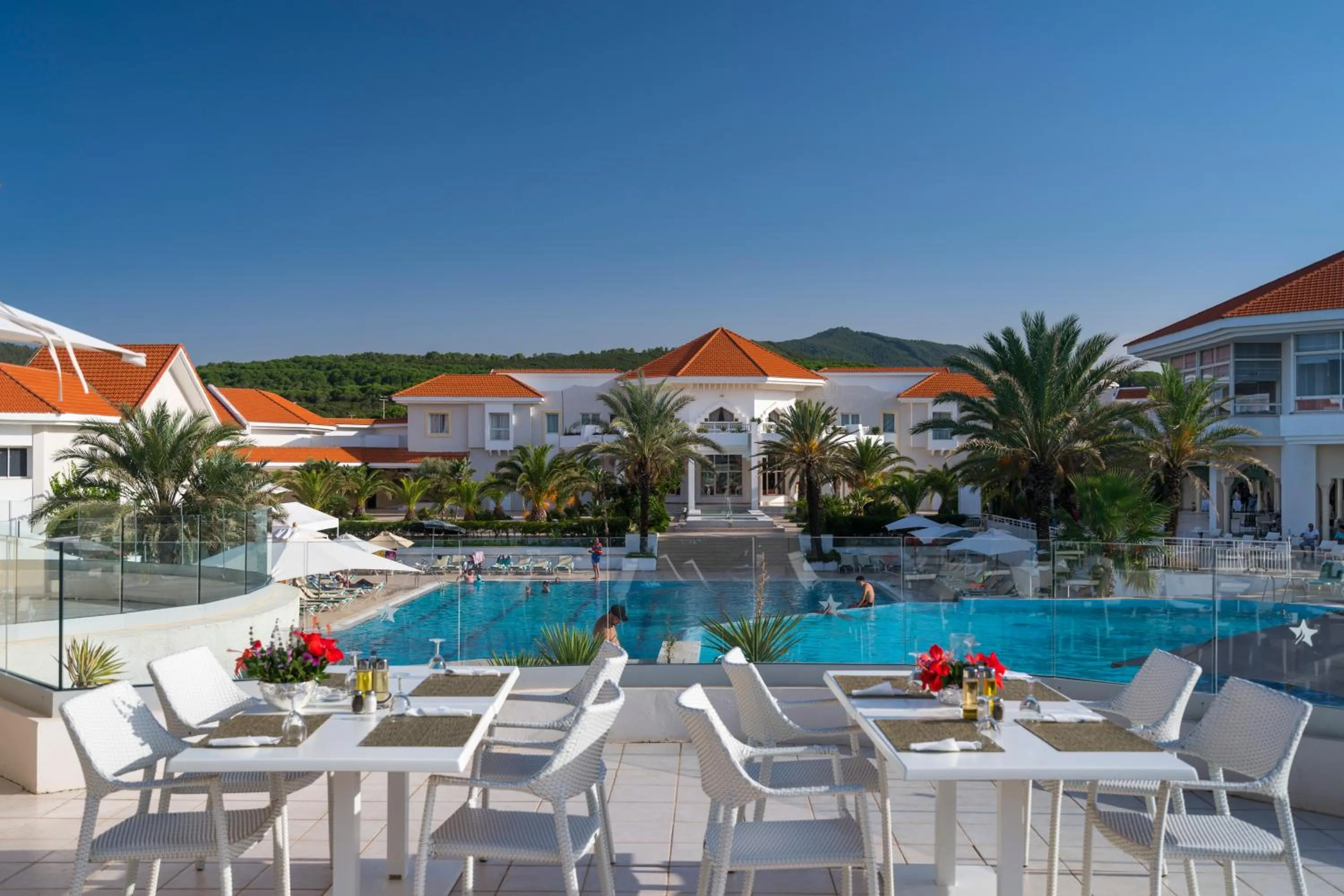 Patio in Thabraca Thalasso & Diving