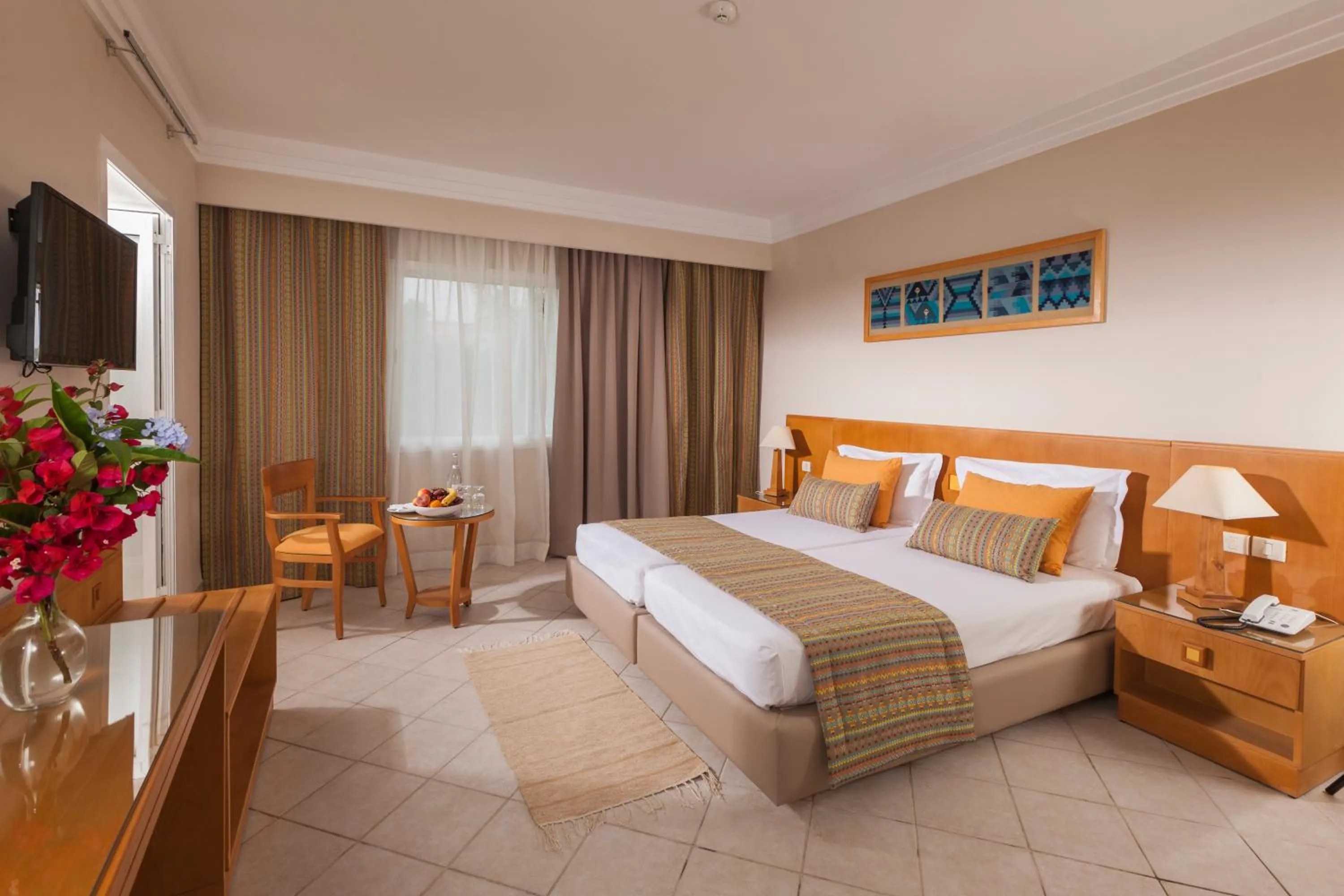 Photo of the whole room, Bed in Thabraca Thalasso & Diving