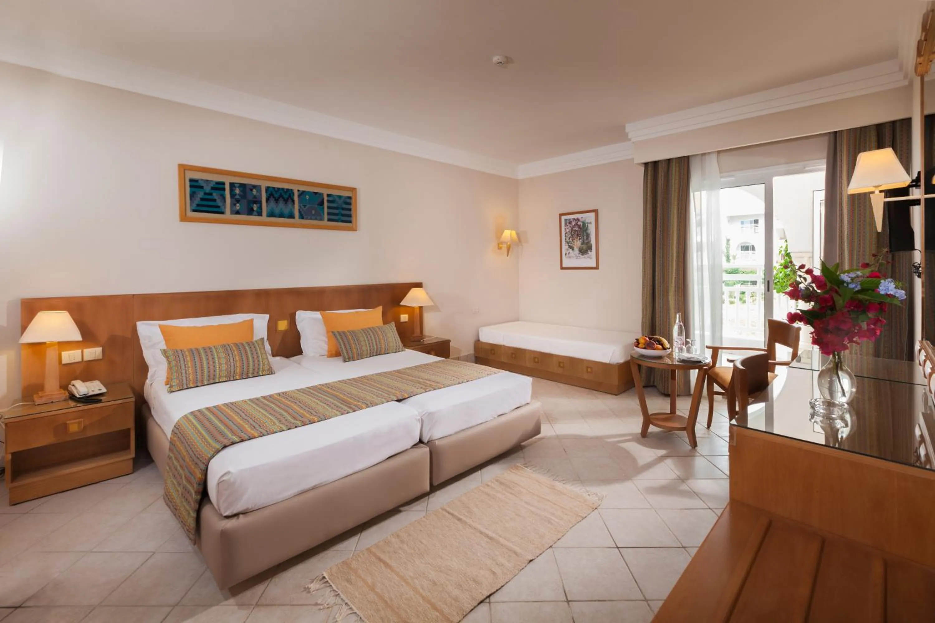 Photo of the whole room, Bed in Thabraca Thalasso & Diving