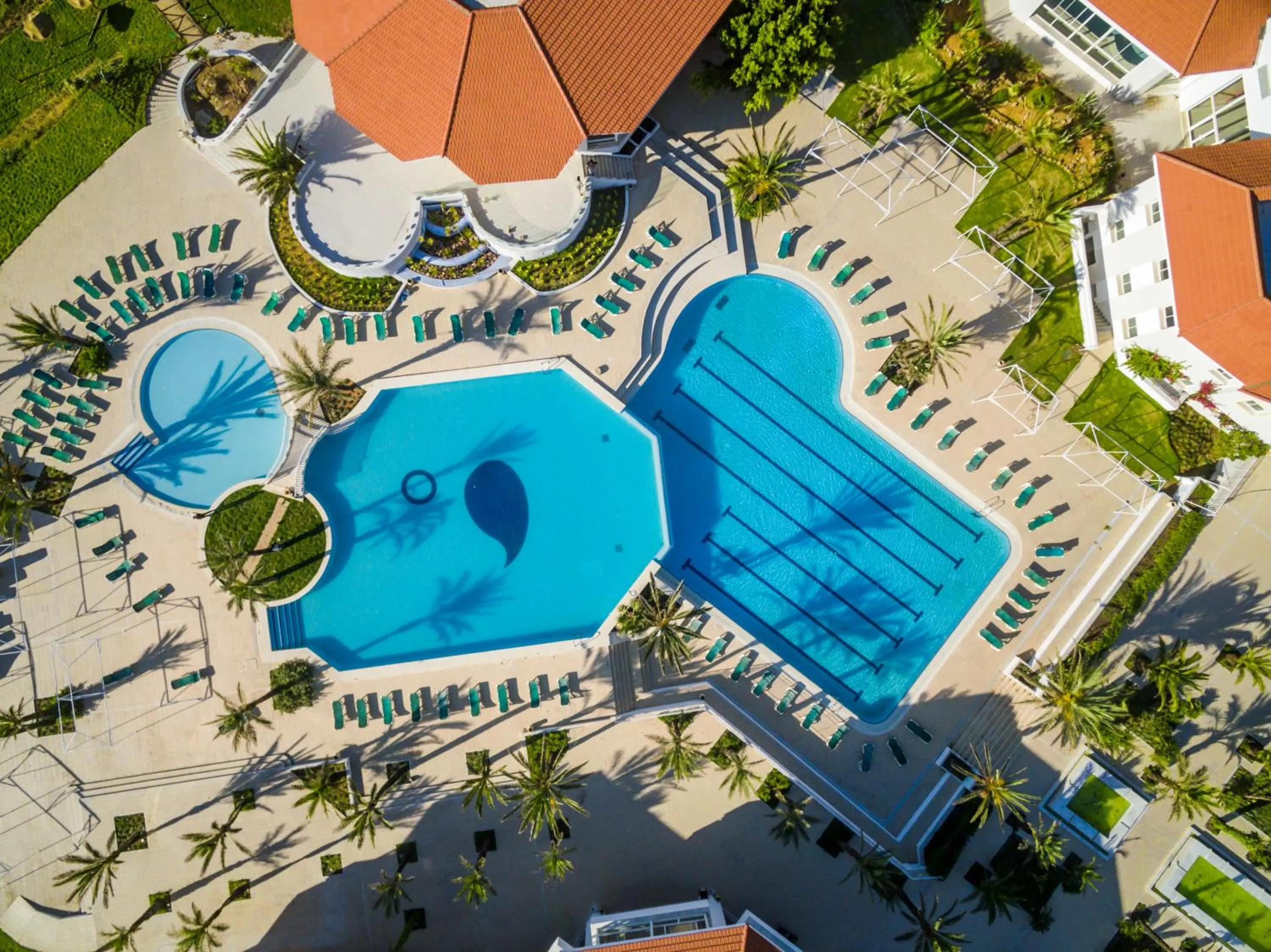 Swimming pool in Thabraca Thalasso & Diving