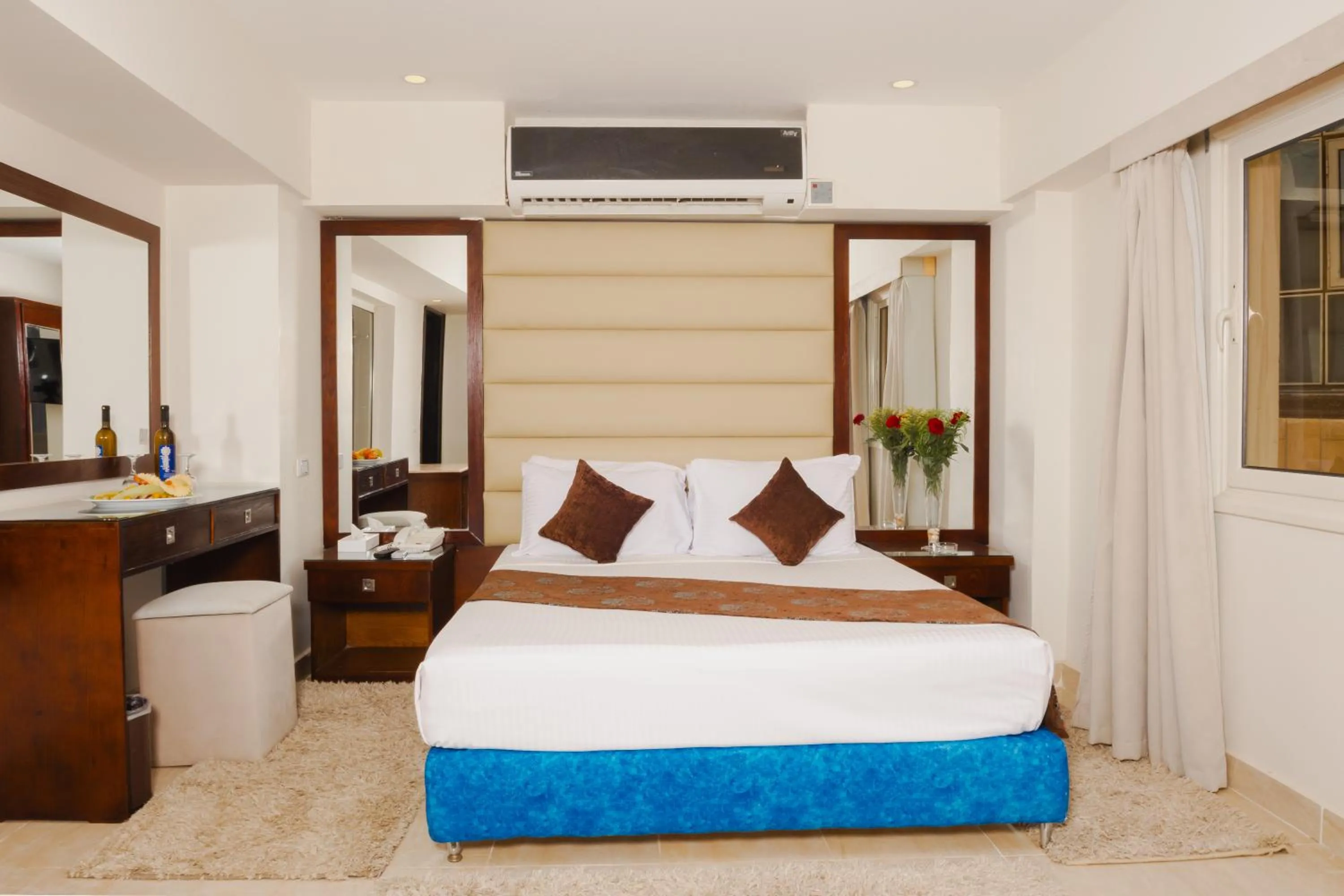 Bedroom, Bed in Seagull Beach Resort - Families and Couples Only