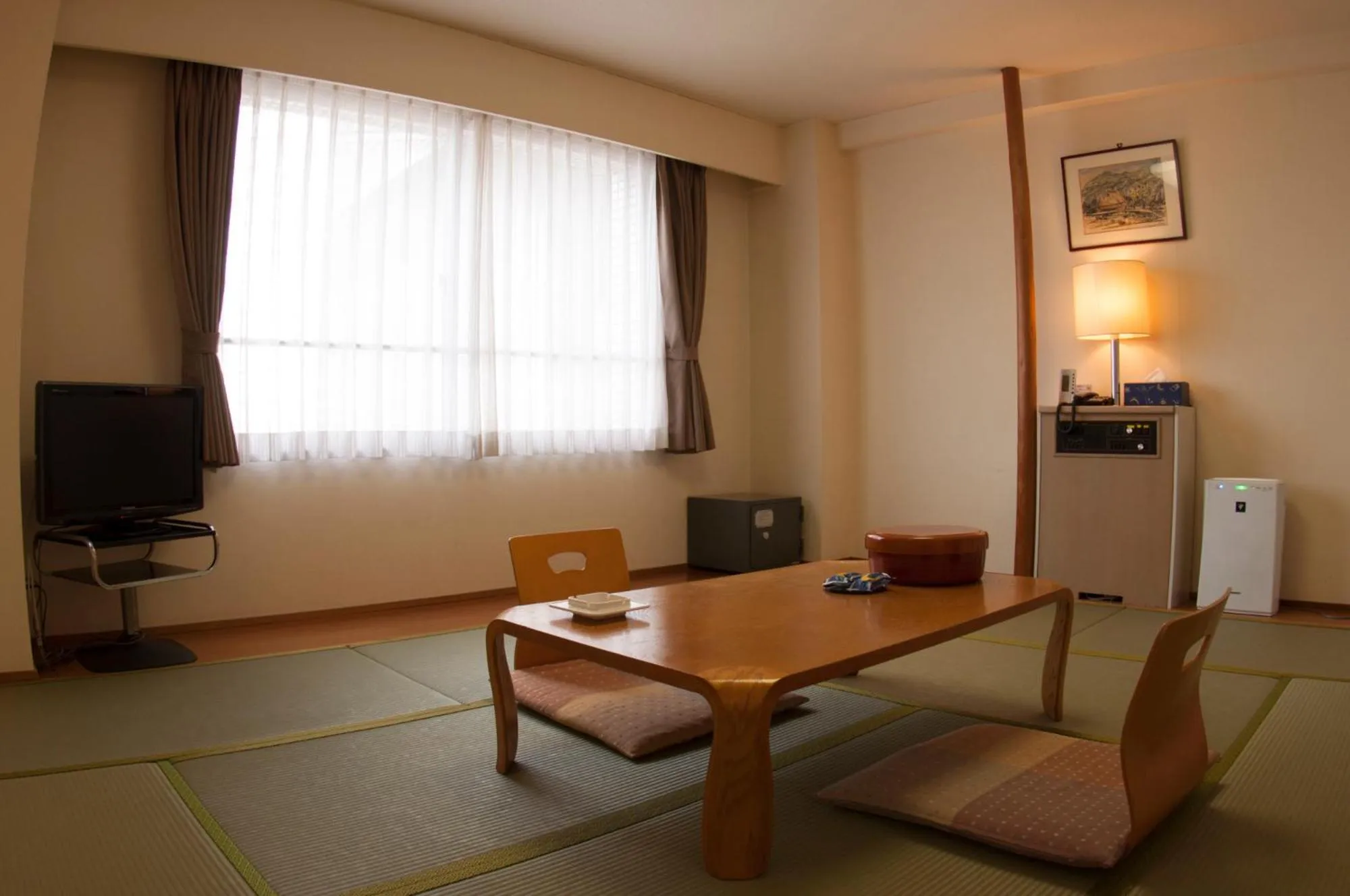 Photo of the whole room in Hotel Luna Park