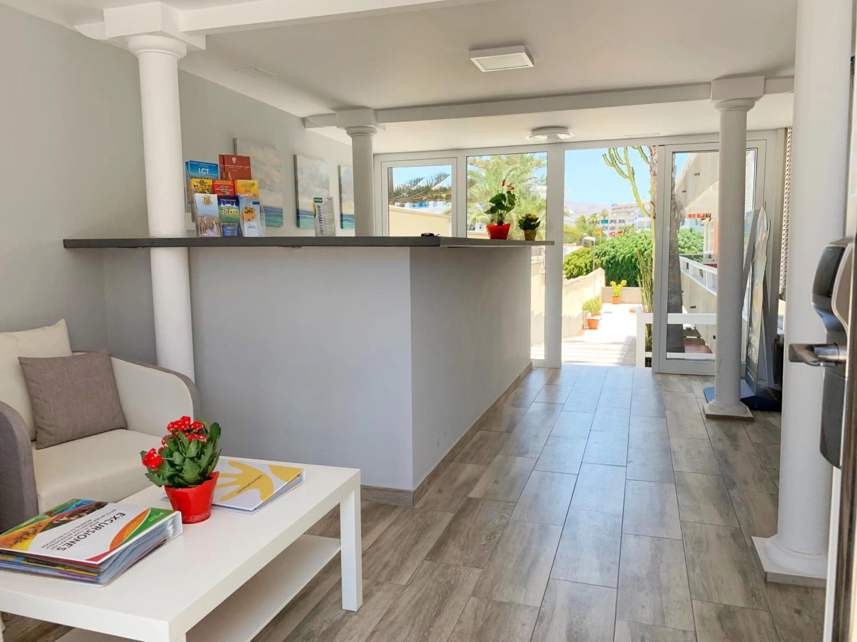 Property building in Don Gregorio