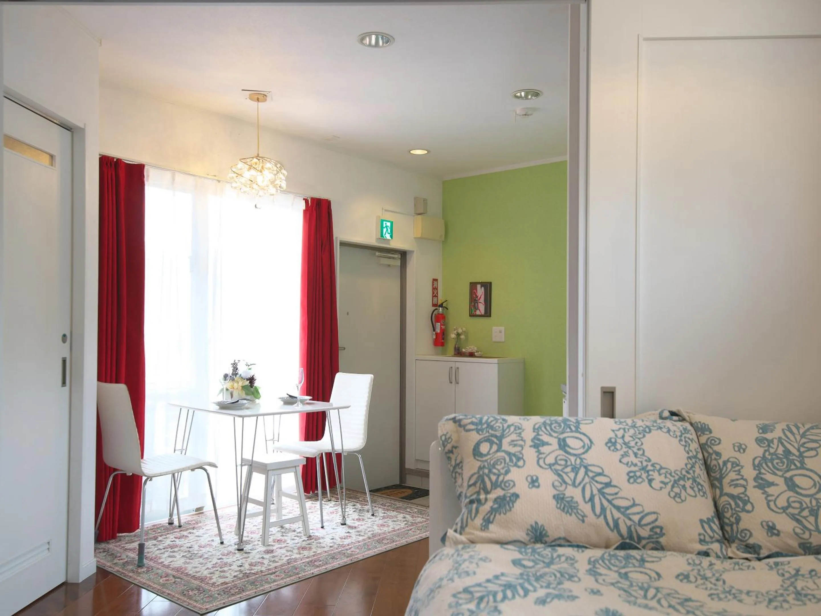 Photo of the whole room in Ocean Villa Tin Gala