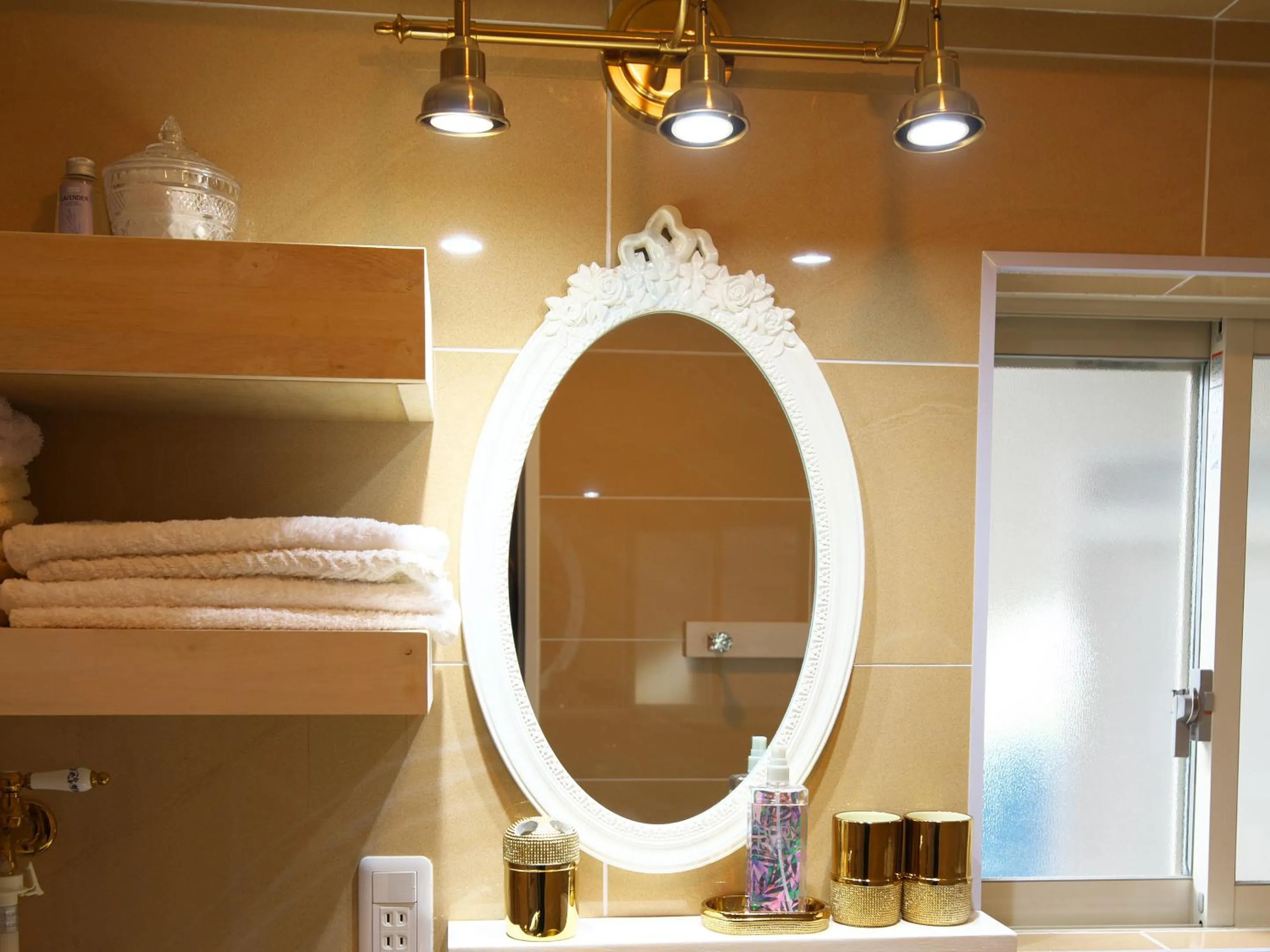 Bathroom in Ocean Villa Tin Gala